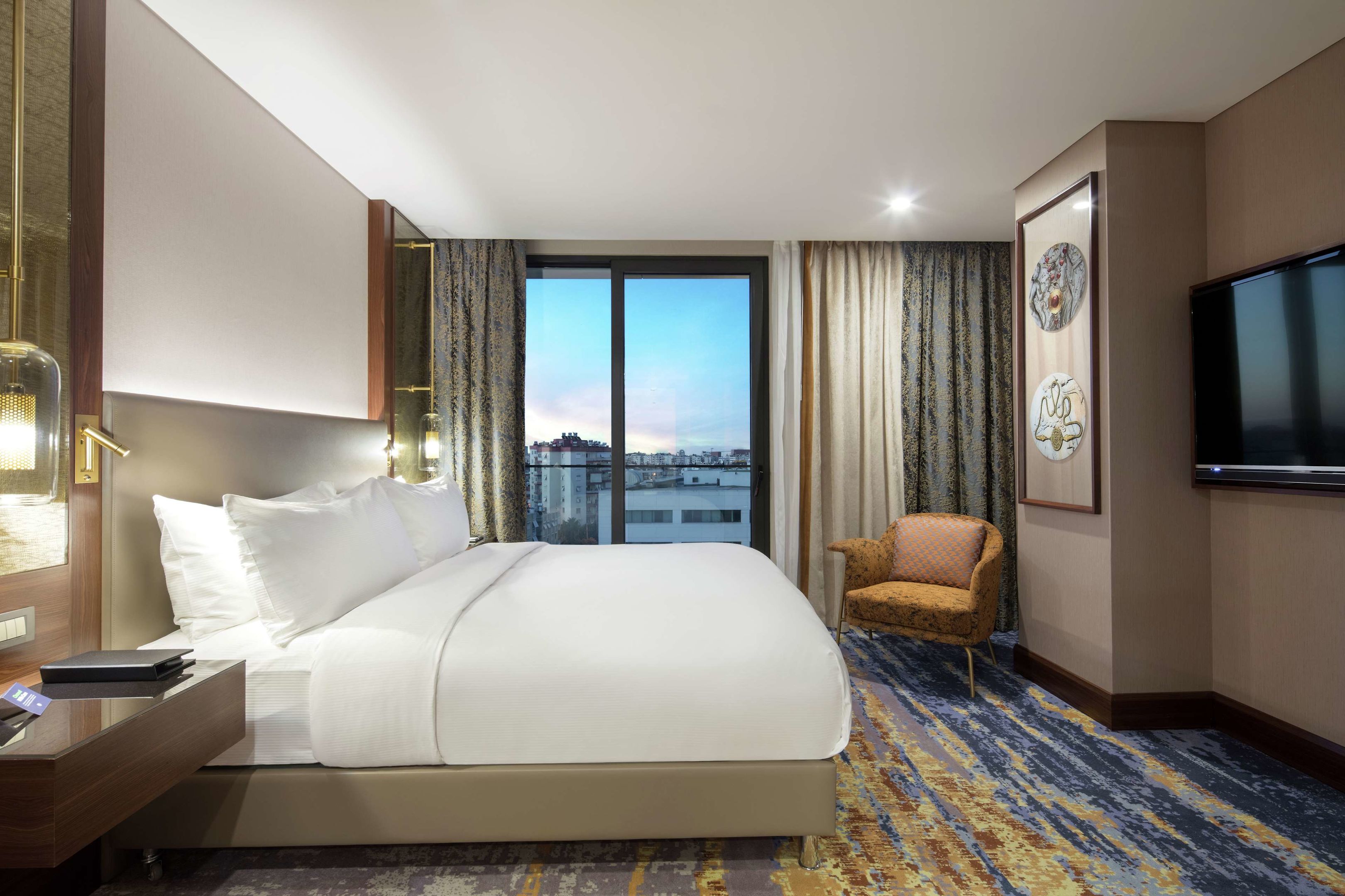 DOUBLE TREE BY HILTON ANTALYA CITY CENTRE