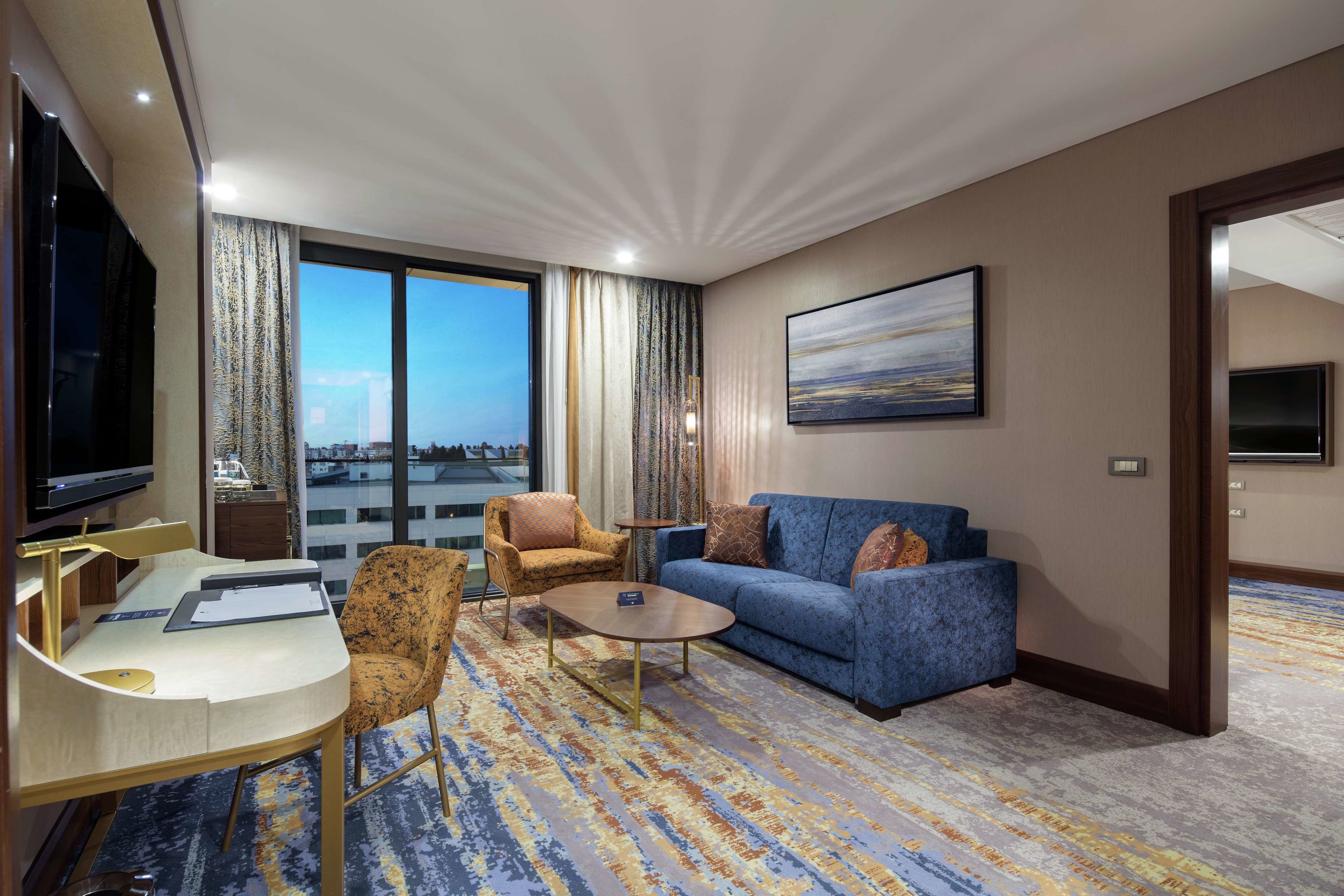 DOUBLE TREE BY HILTON ANTALYA CITY CENTRE