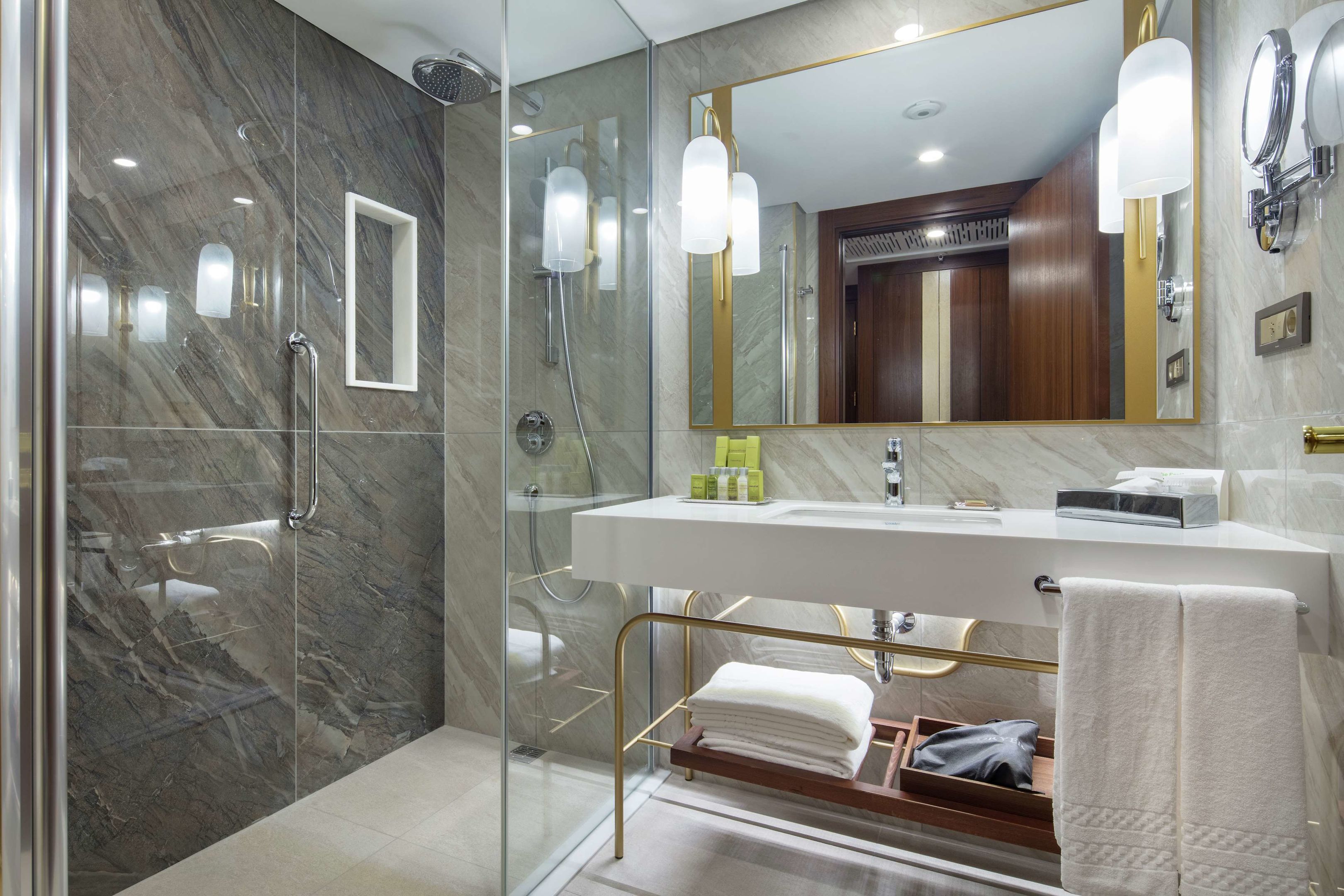 DOUBLE TREE BY HILTON ANTALYA CITY CENTRE