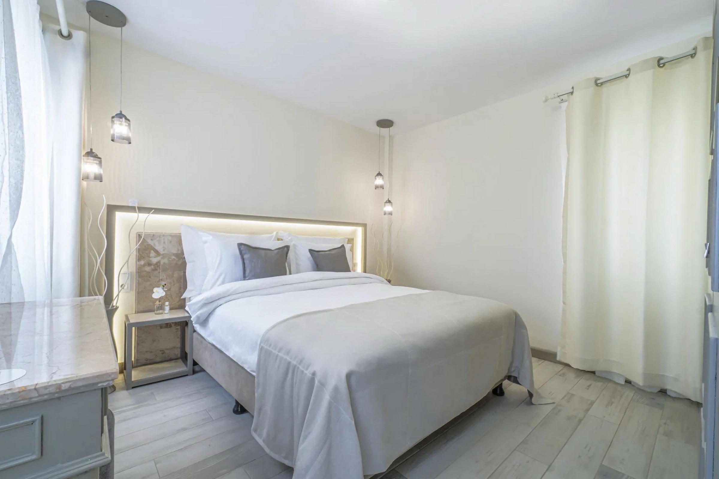 MANZARA BOUTIQUE HOTEL 12+