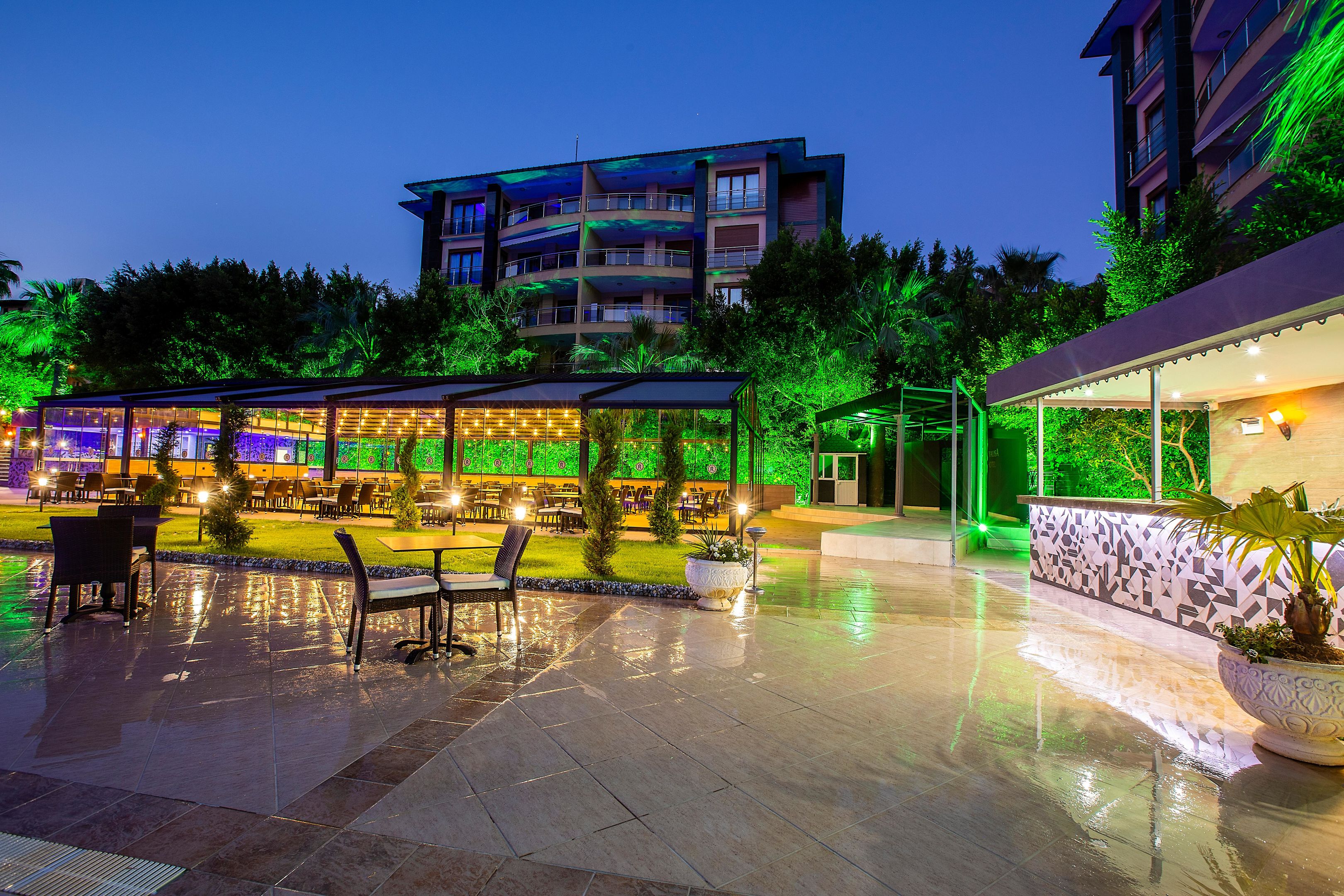 GRAND ALISA HOTEL