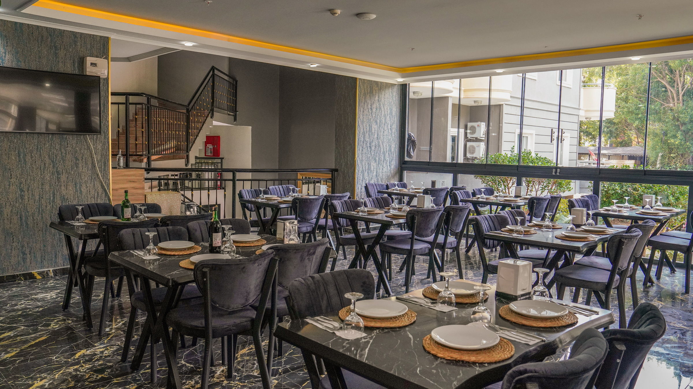 GRAND ALISA HOTEL