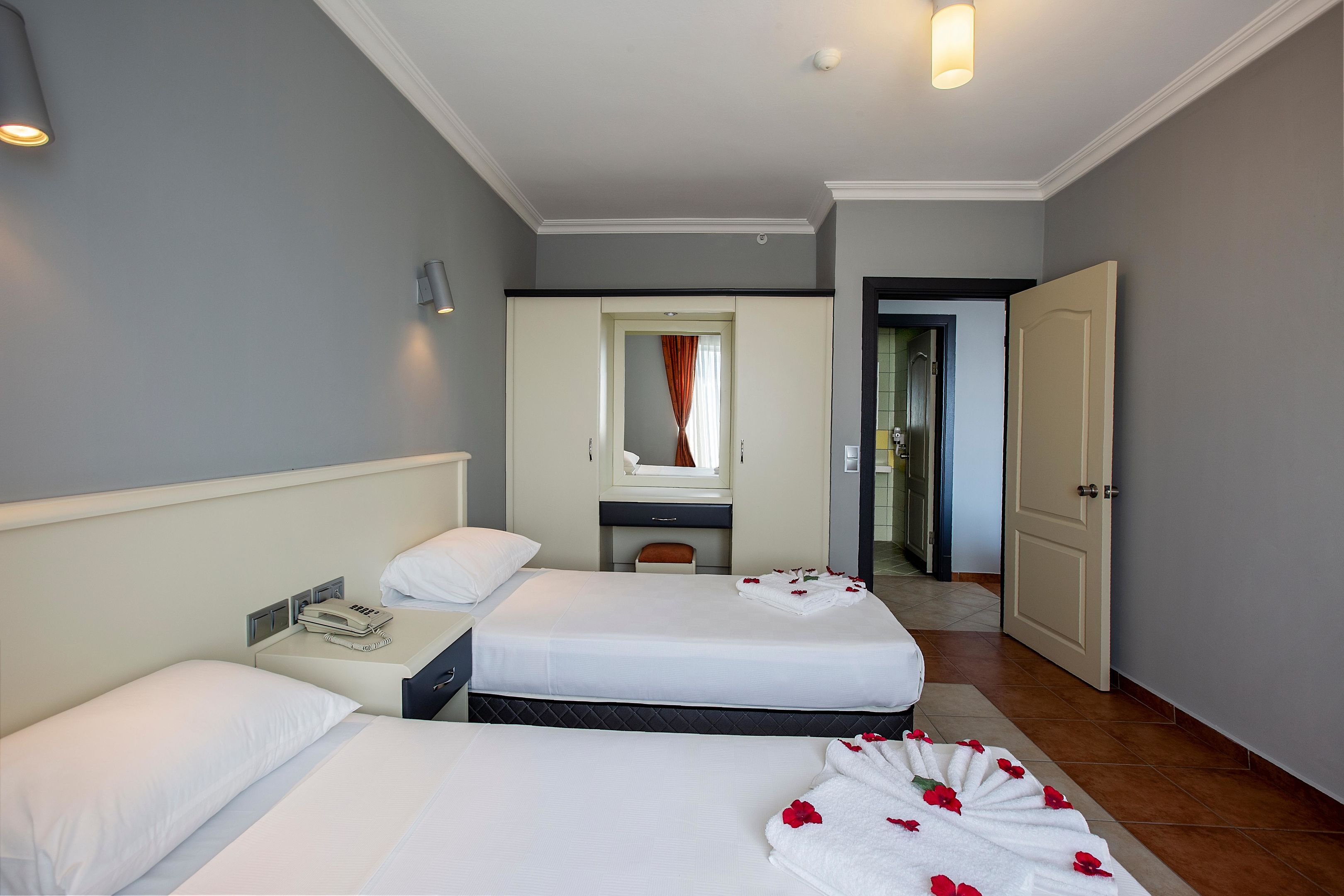 GRAND ALISA HOTEL