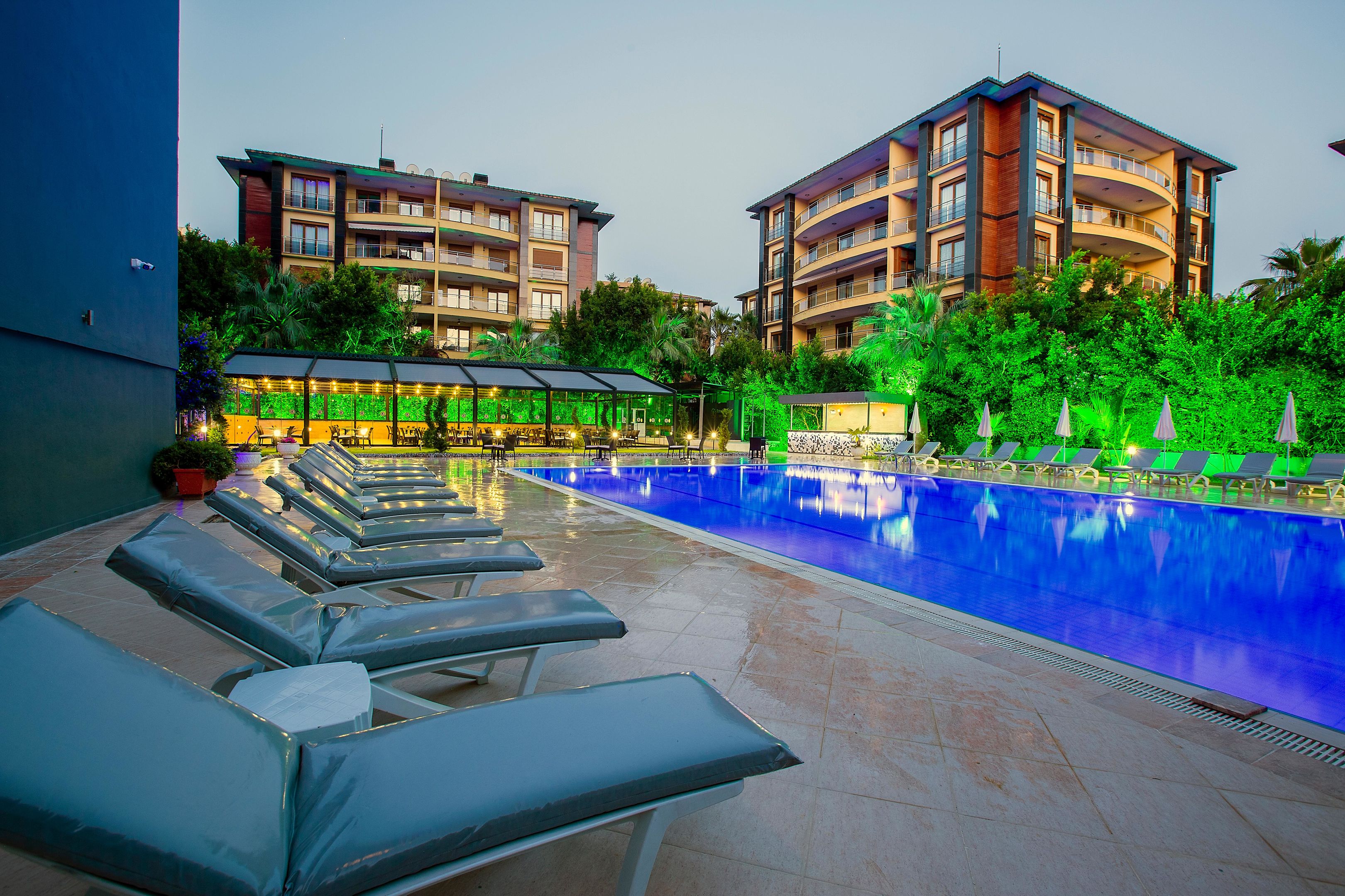 GRAND ALISA HOTEL