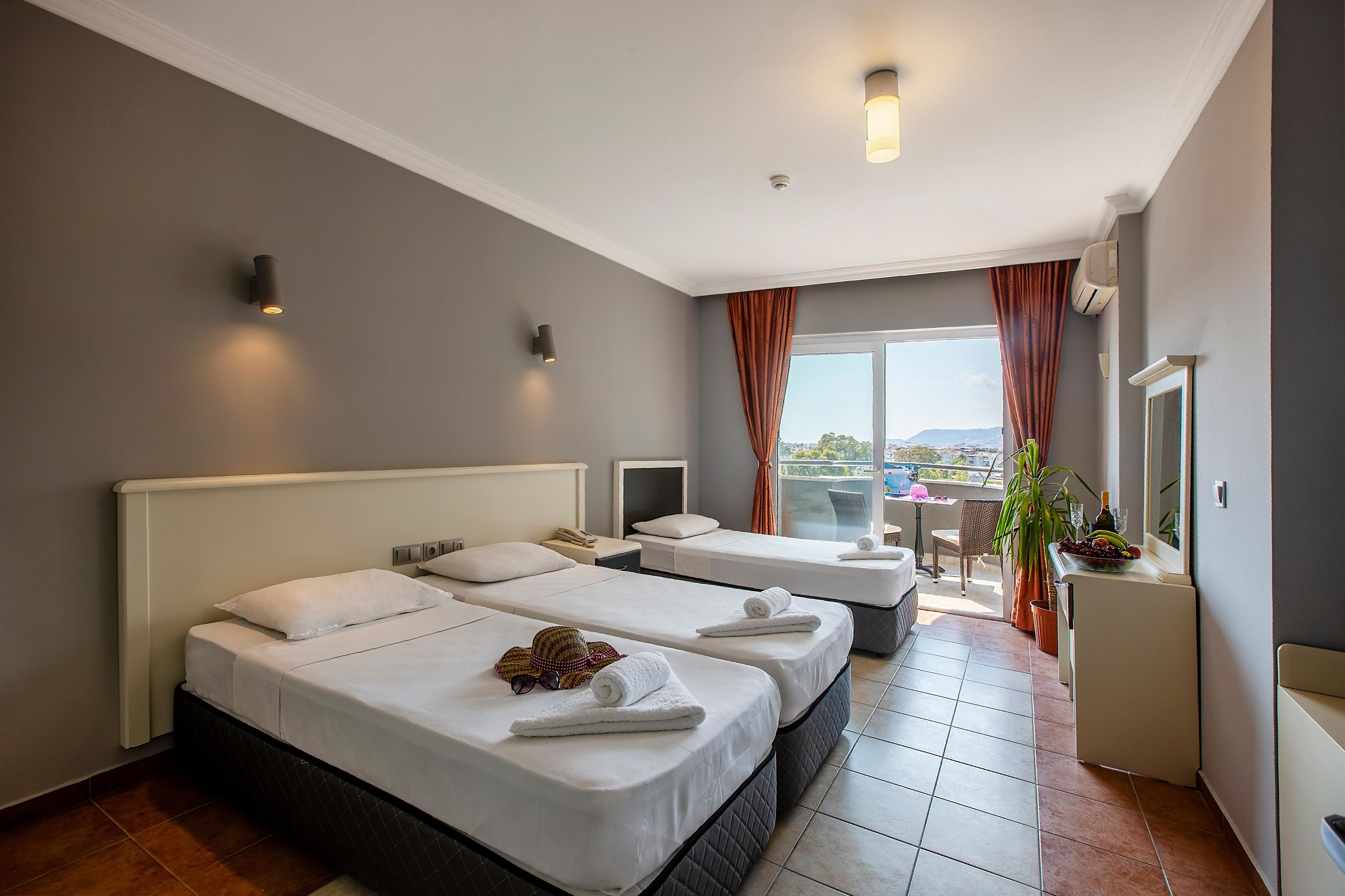 GRAND ALISA HOTEL