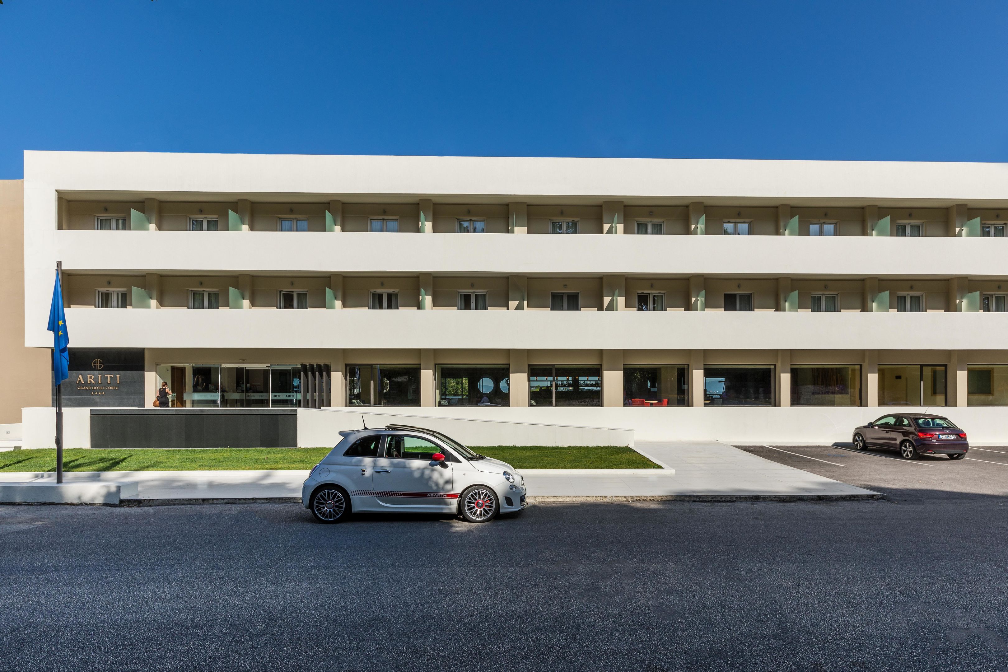 ARITI GRAND HOTEL
