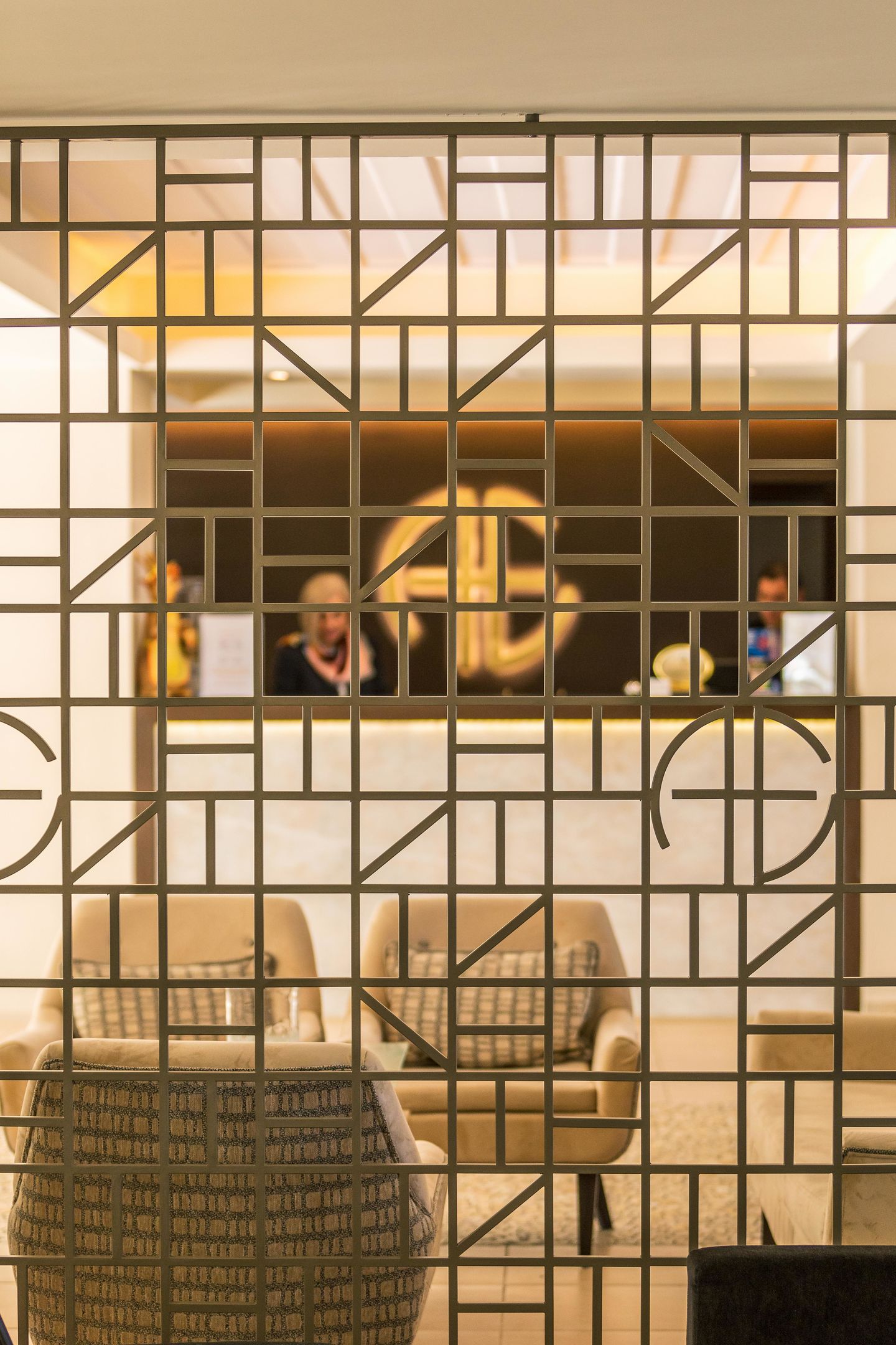 ARITI GRAND HOTEL
