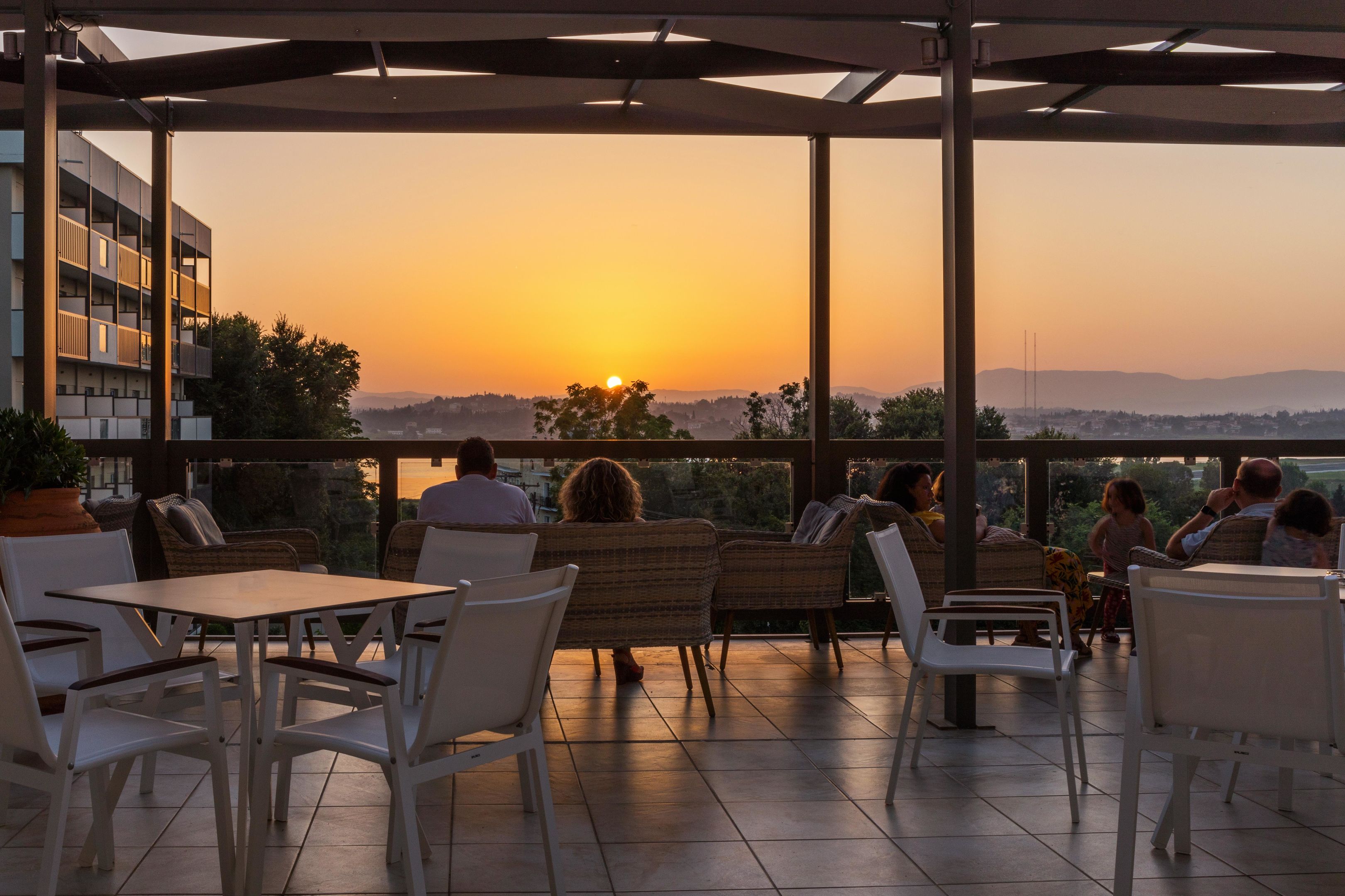 ARITI GRAND HOTEL