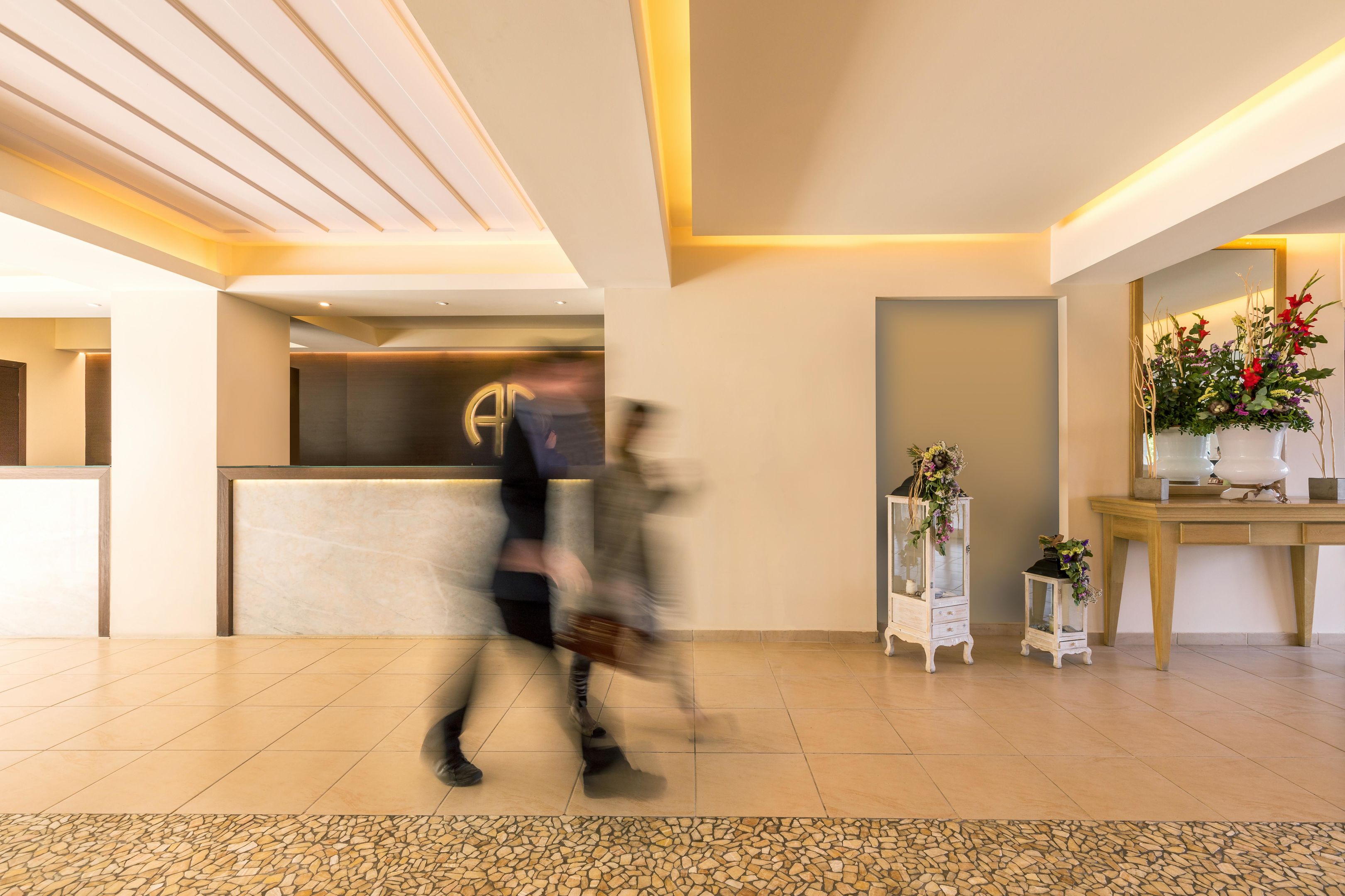 ARITI GRAND HOTEL