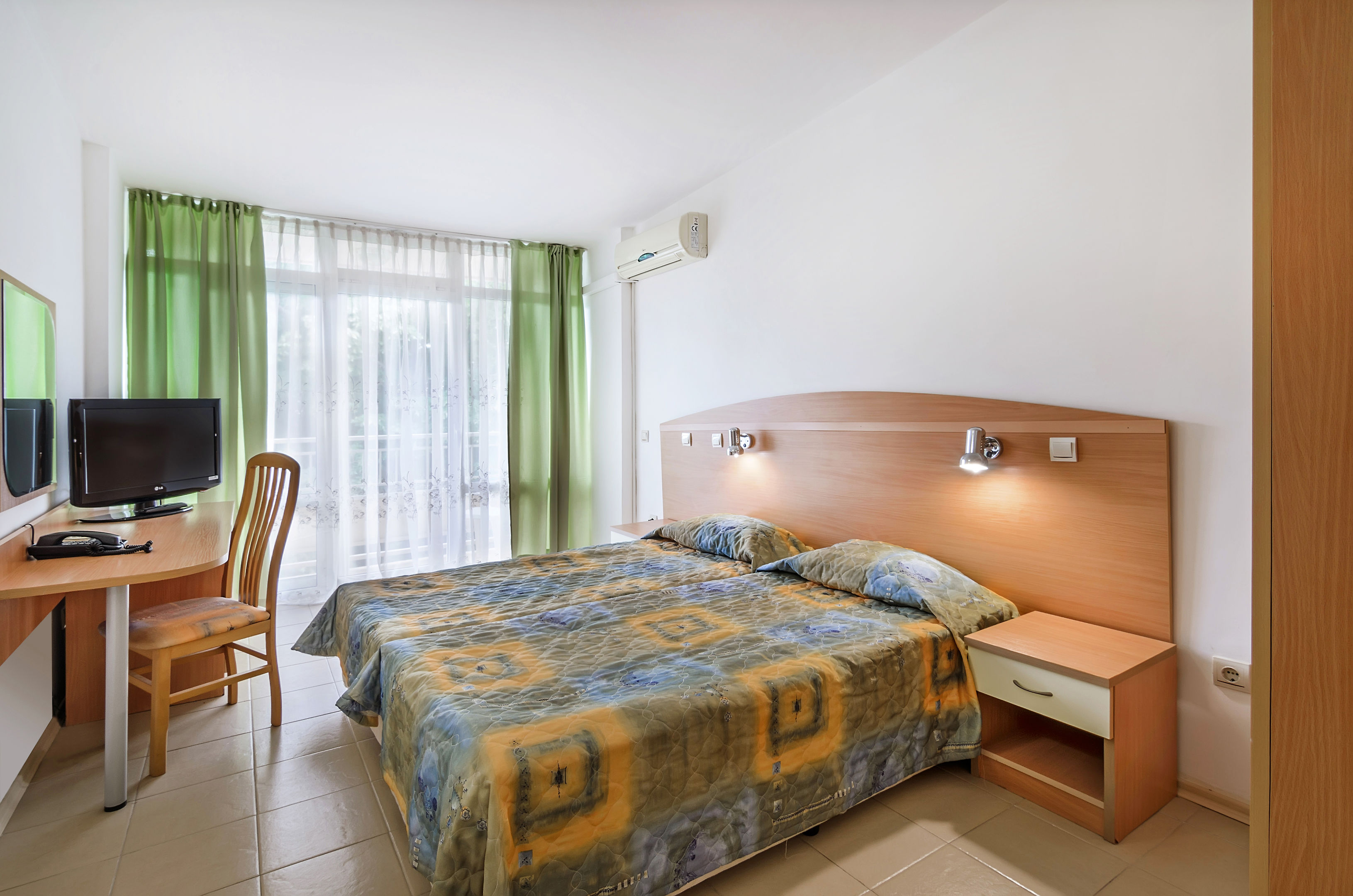 GLORIA HOTEL