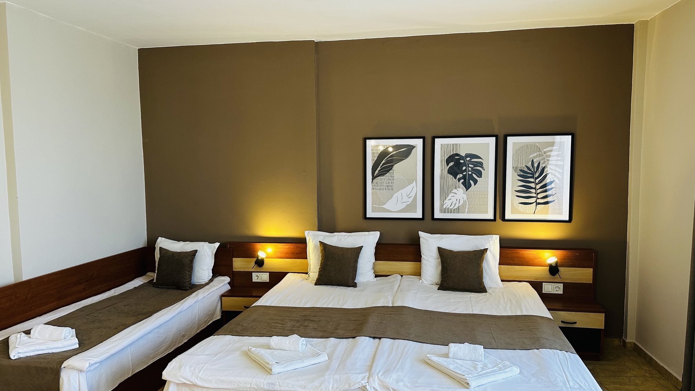 QUEEN NELLY HOTEL