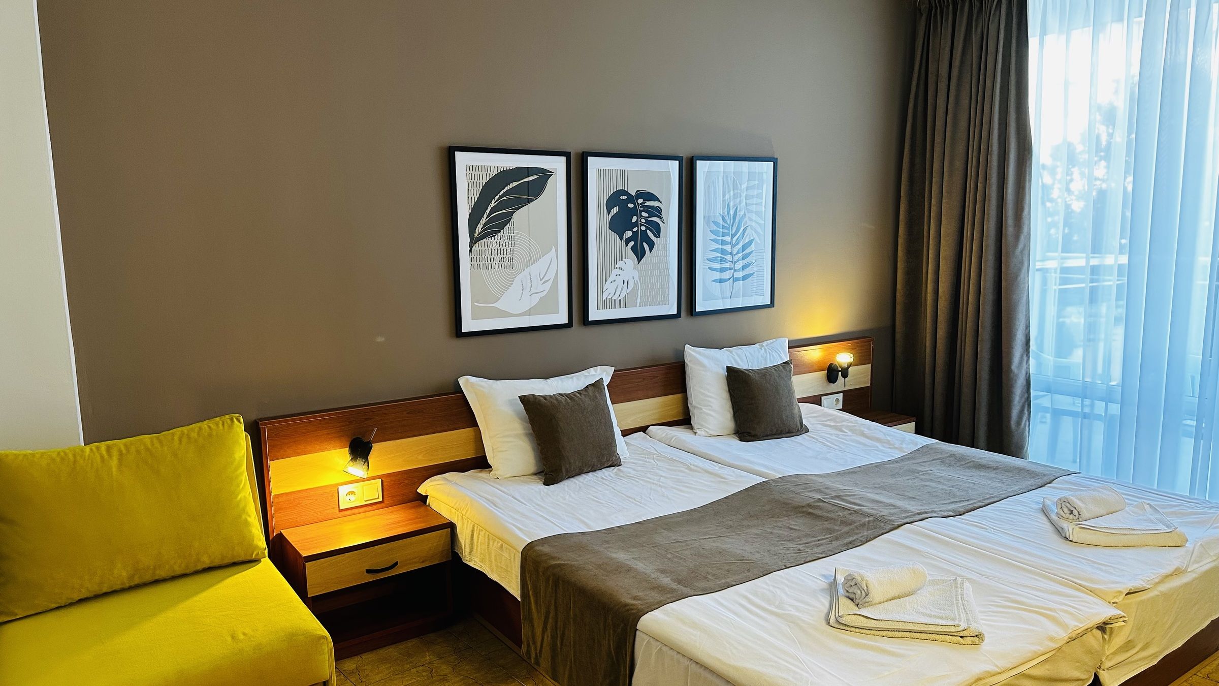 QUEEN NELLY HOTEL