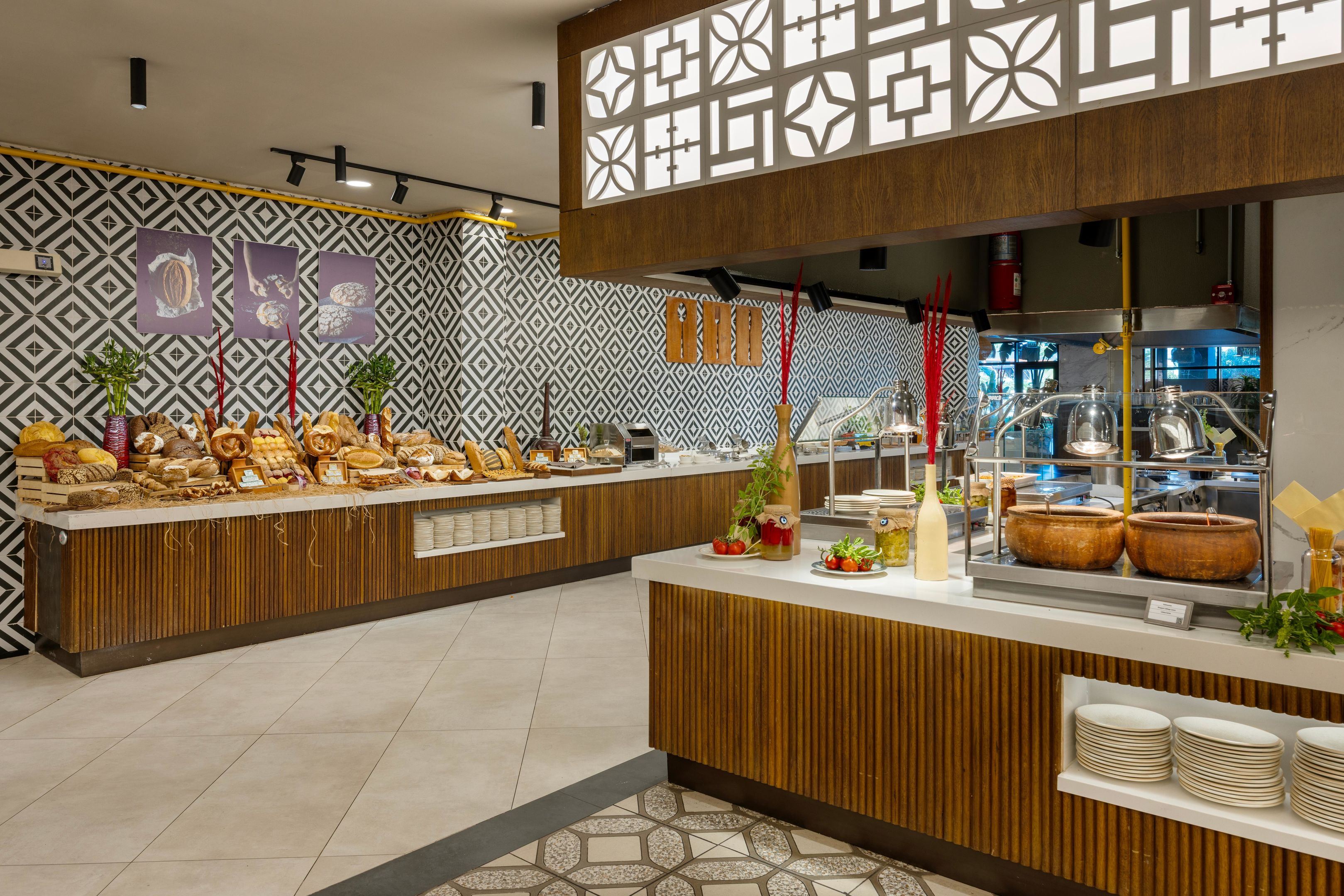 JACARANDA LUXURY RESORT
