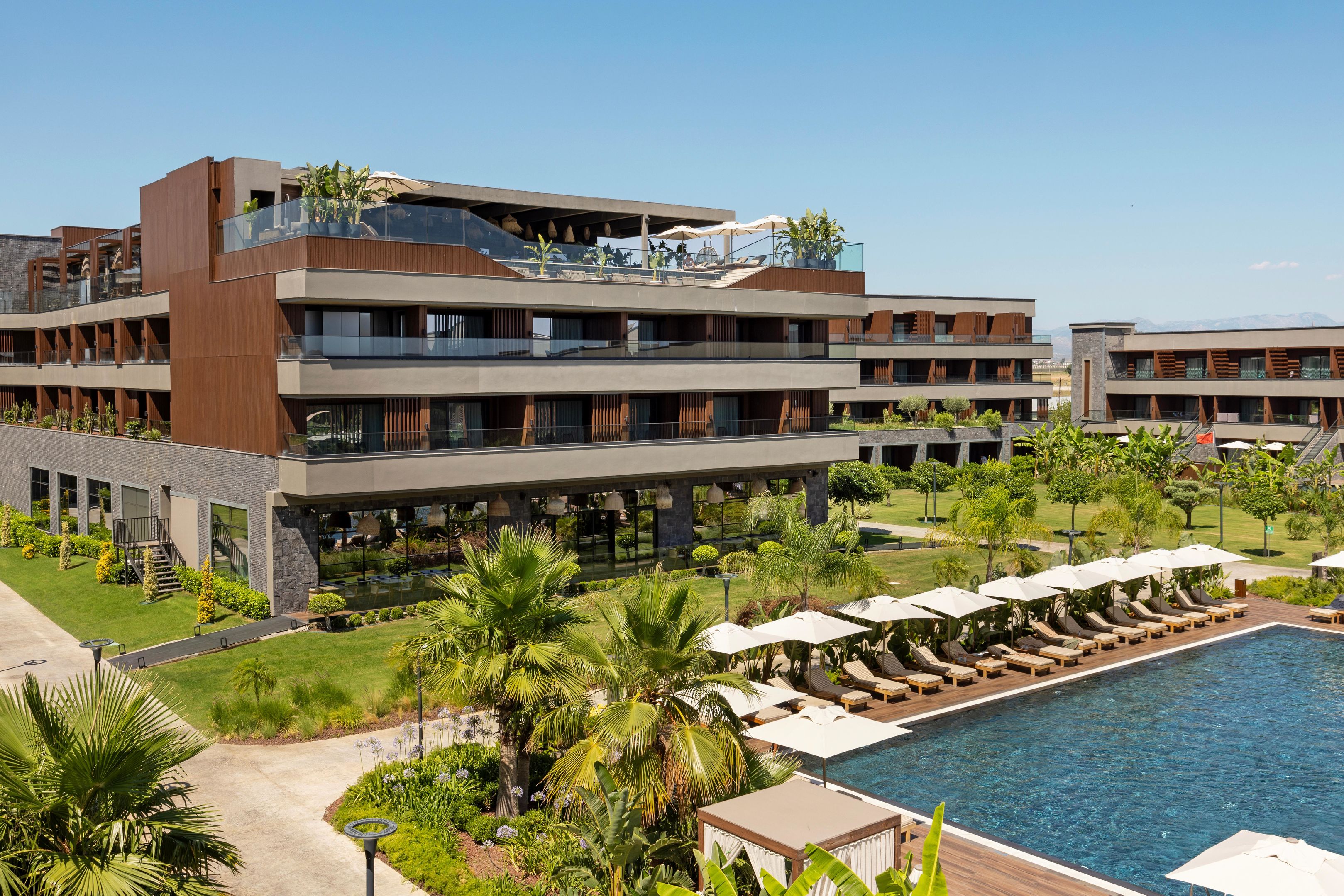 JACARANDA LUXURY RESORT