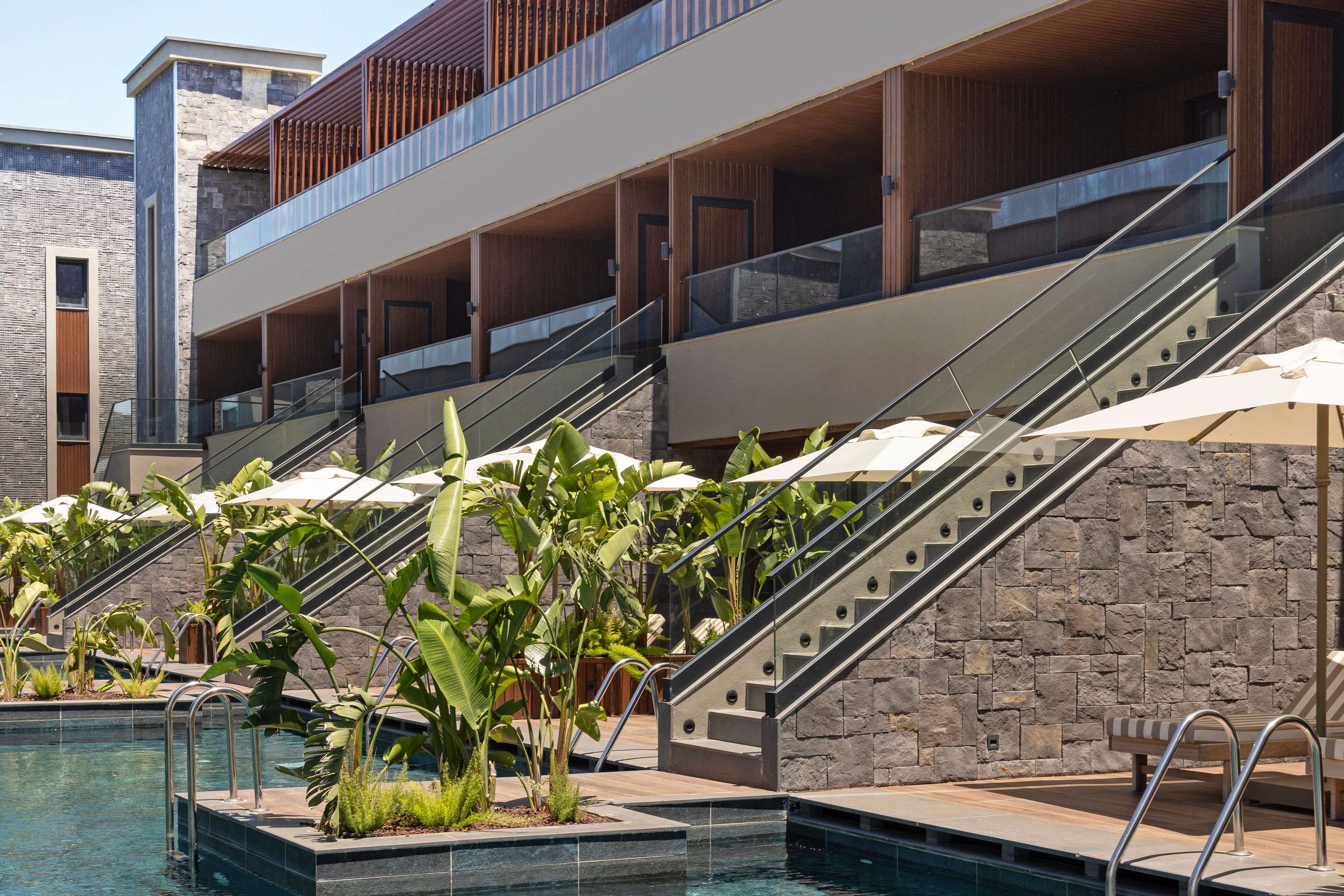 JACARANDA LUXURY RESORT