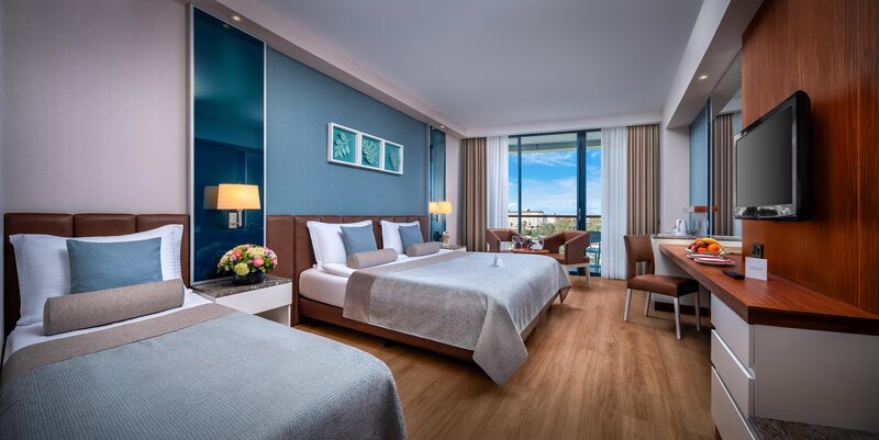 BAIA HOTEL LARA