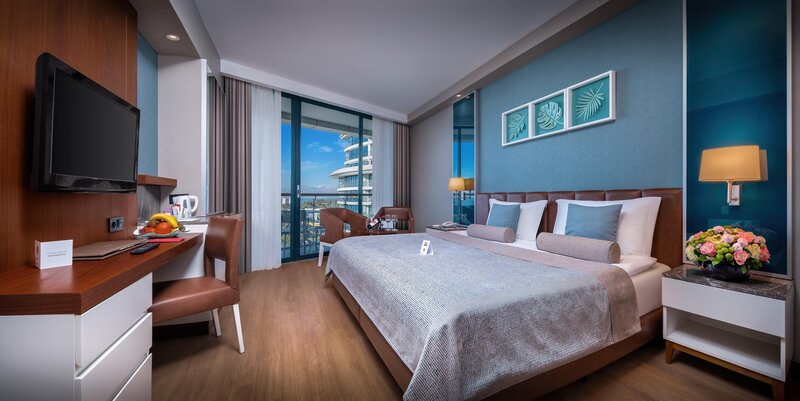 BAIA HOTEL LARA