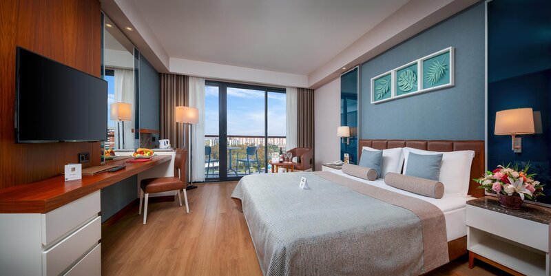BAIA HOTEL LARA