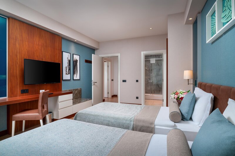 BAIA HOTEL LARA