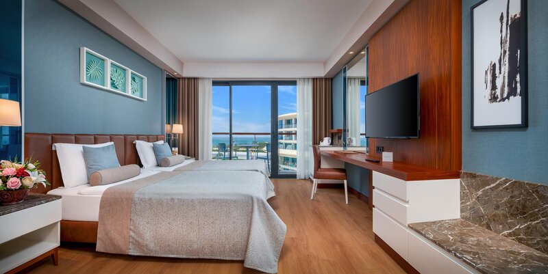 BAIA HOTEL LARA