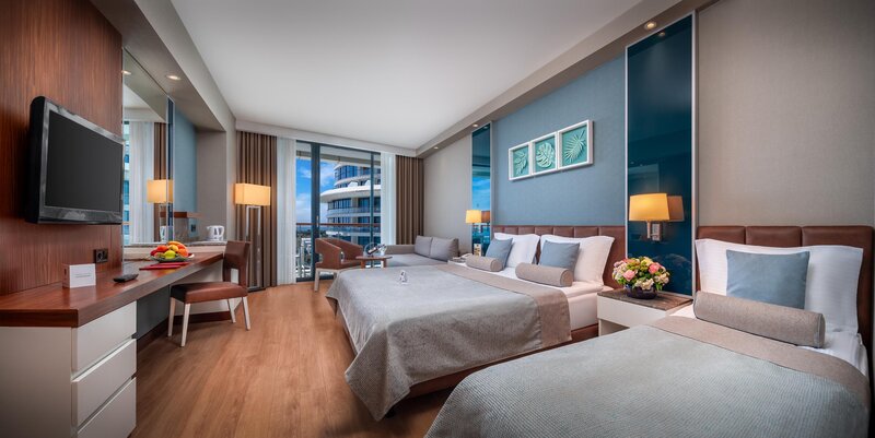 BAIA HOTEL LARA