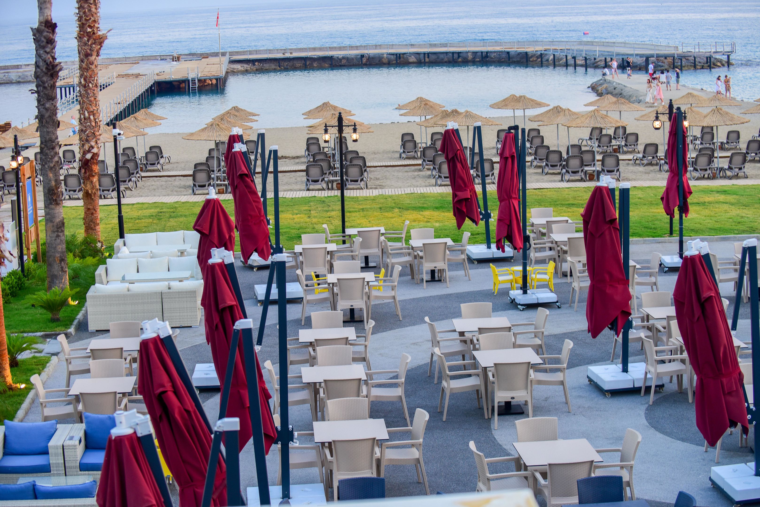 SERENITY QUEEN HOTEL