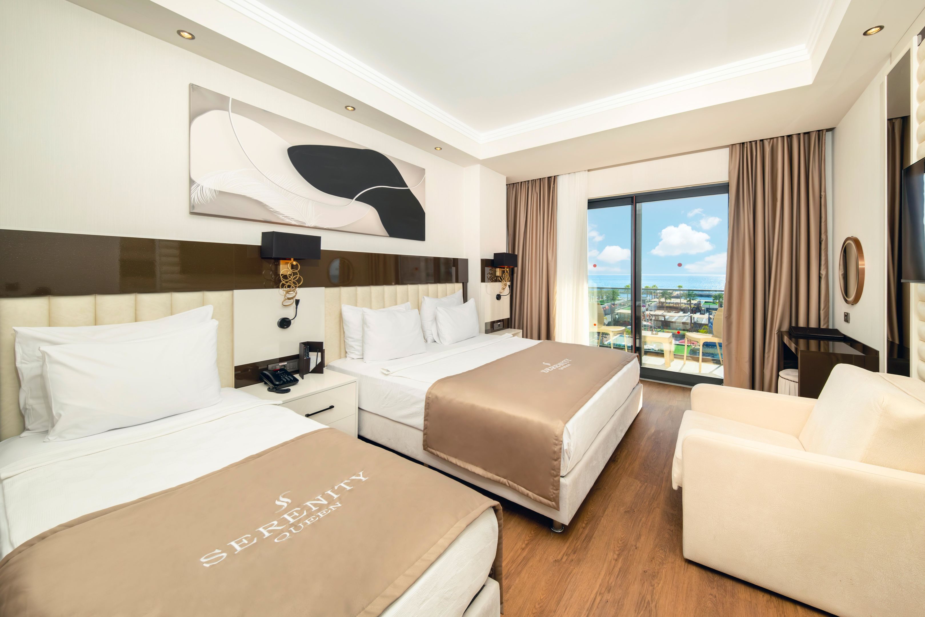SERENITY QUEEN HOTEL