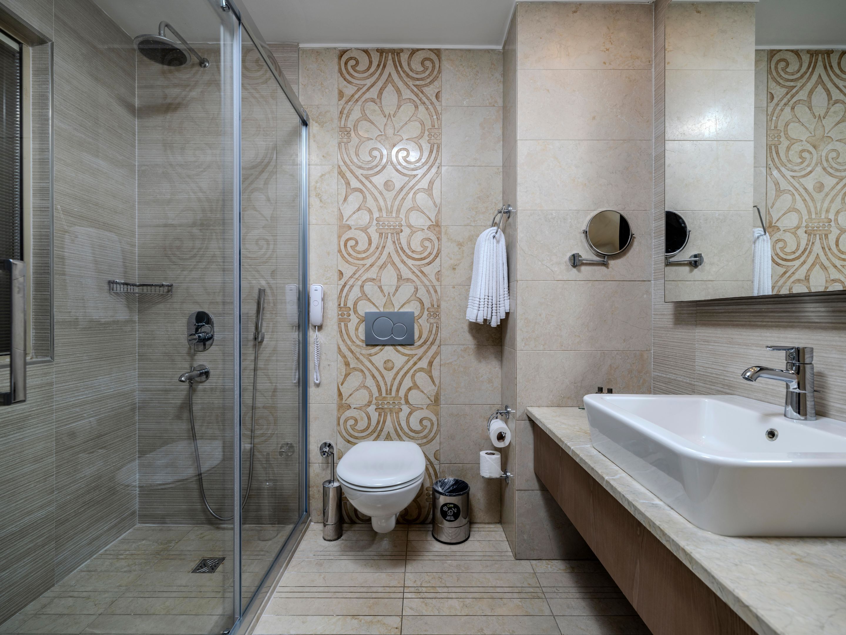 MELAS HOTEL LARA