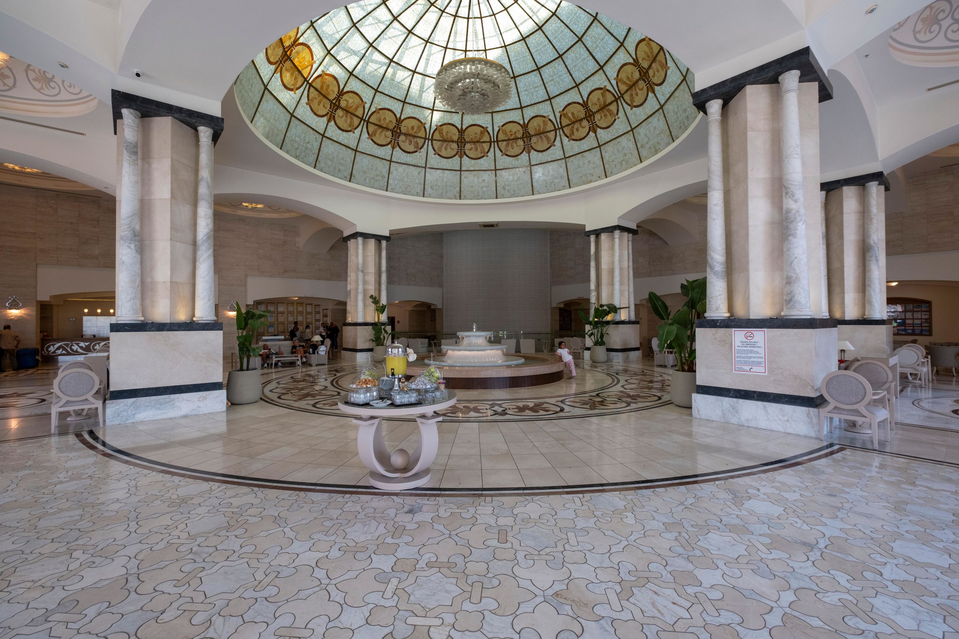MELAS HOTEL LARA