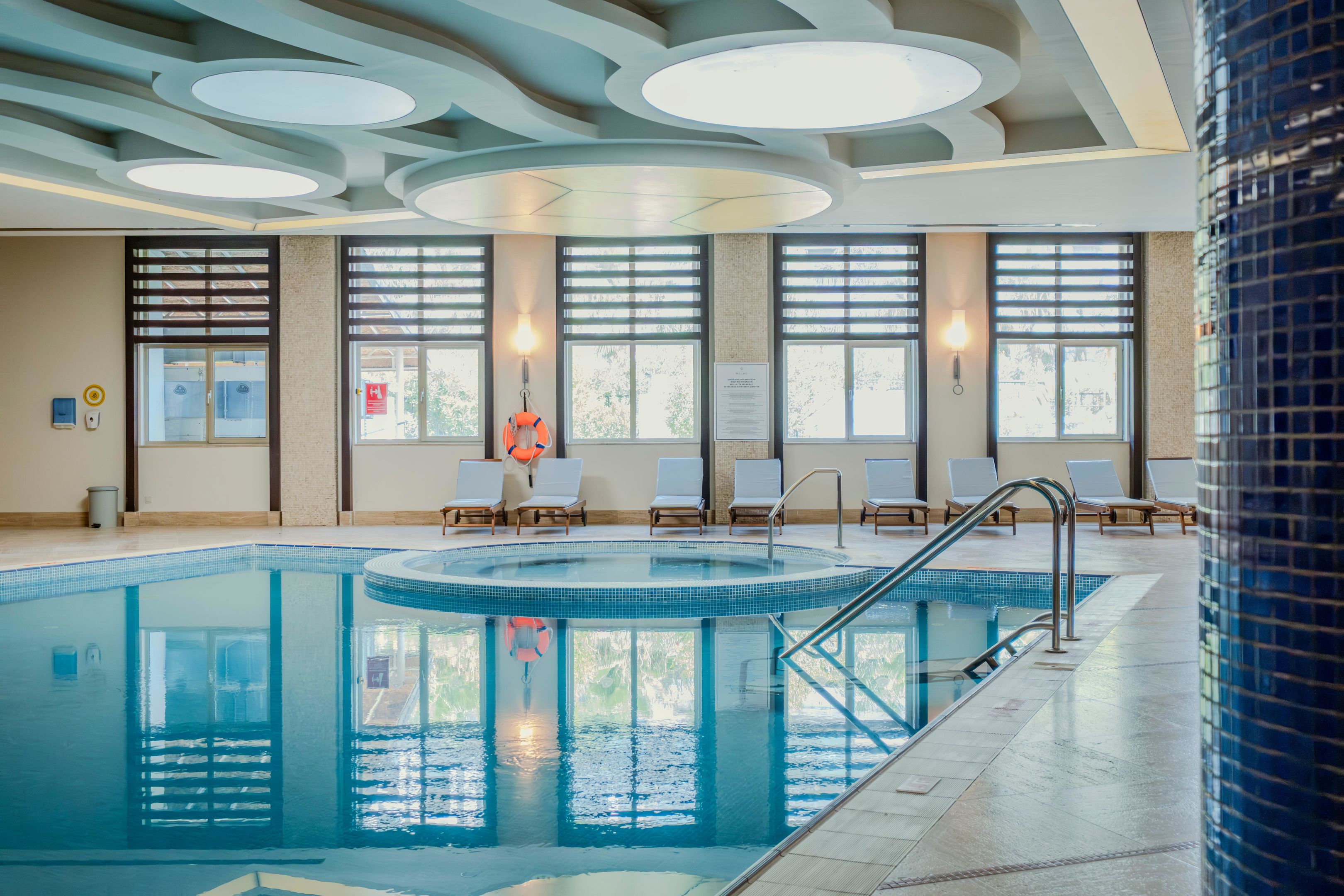 MELAS HOTEL LARA