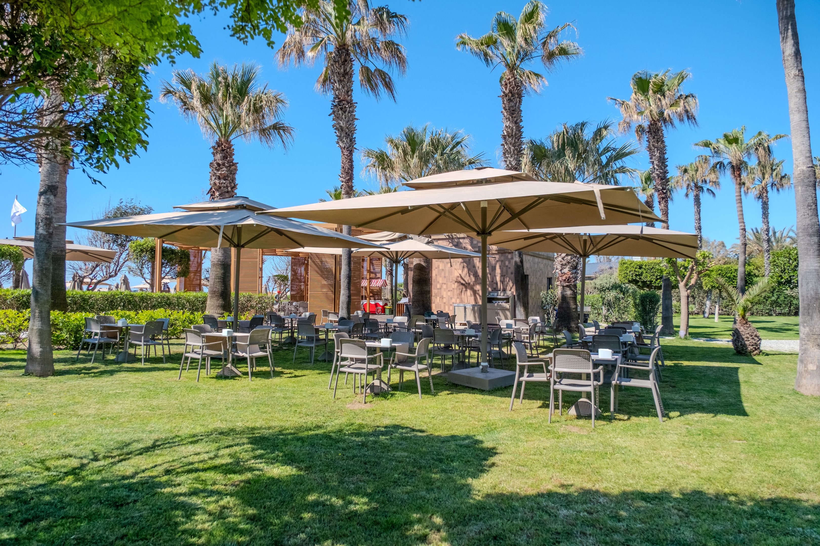 MELAS HOTEL LARA