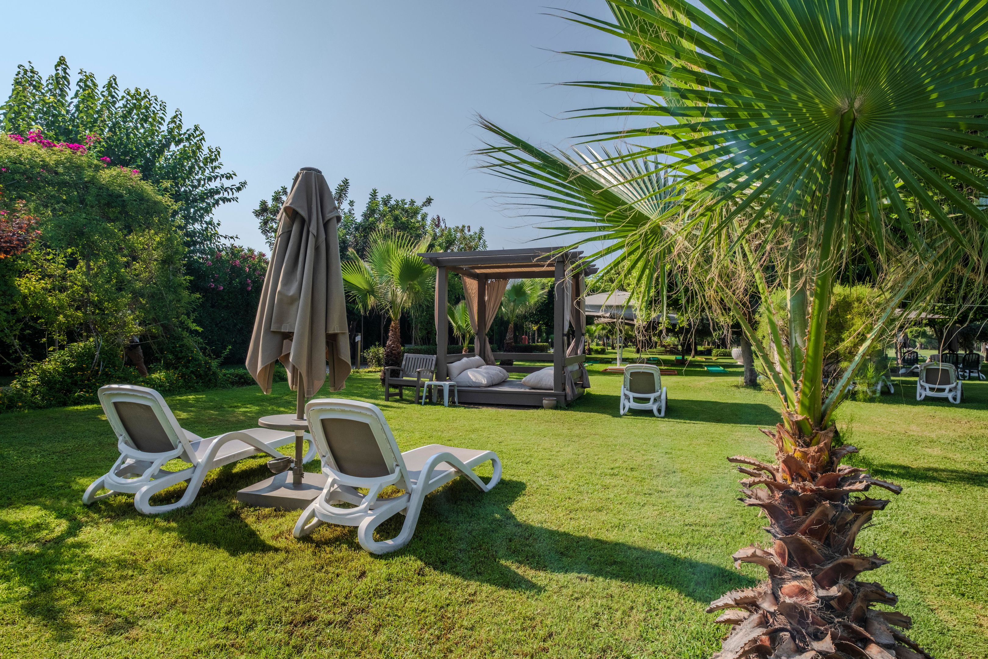 MELAS HOTEL LARA
