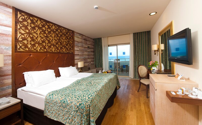 MELAS HOTEL LARA