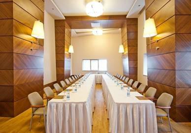 MELAS HOTEL LARA