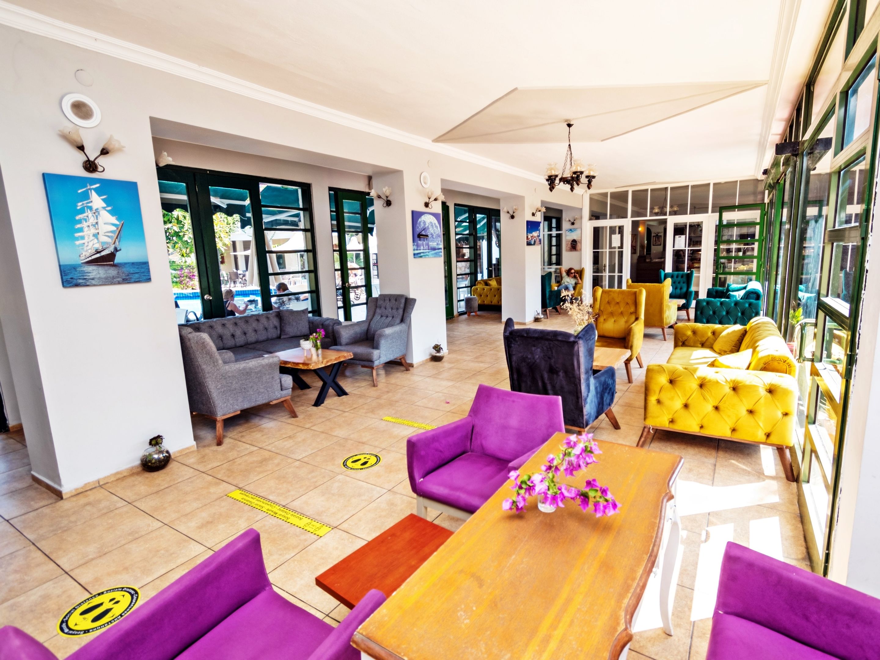 BLEU NUIT HOTEL
