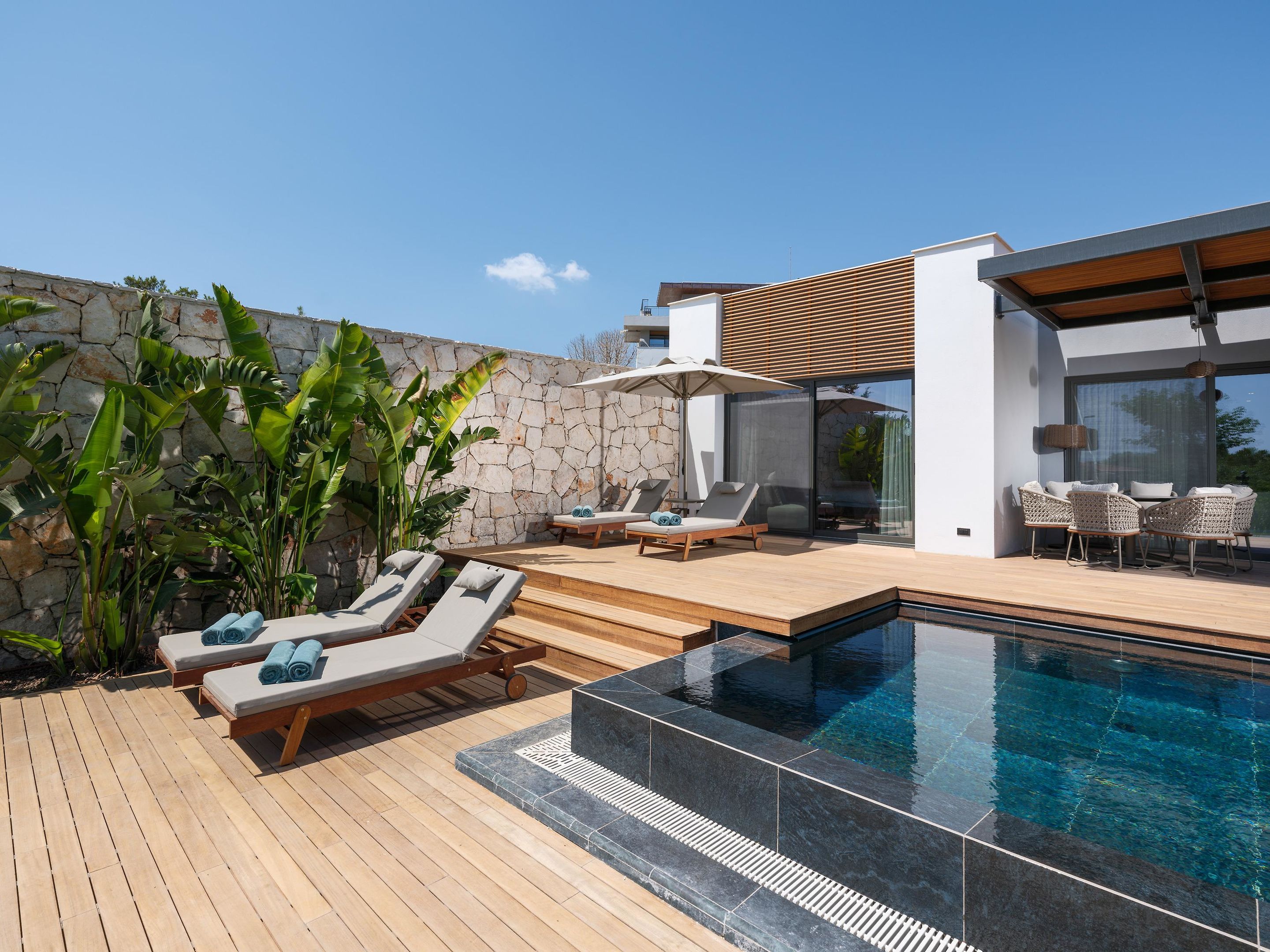 ANDA BARUT COLLECTION