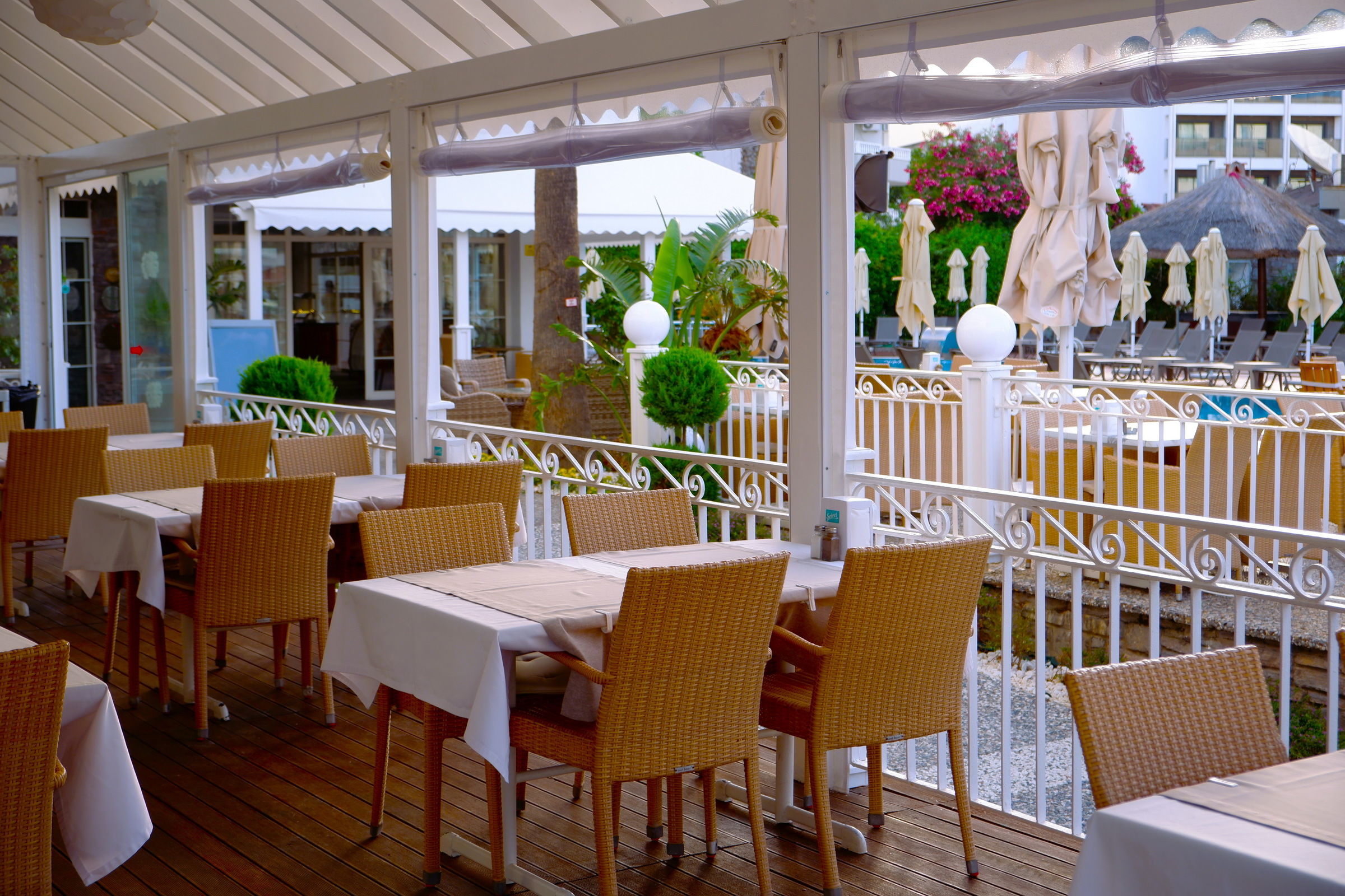 HAWAII HOTEL