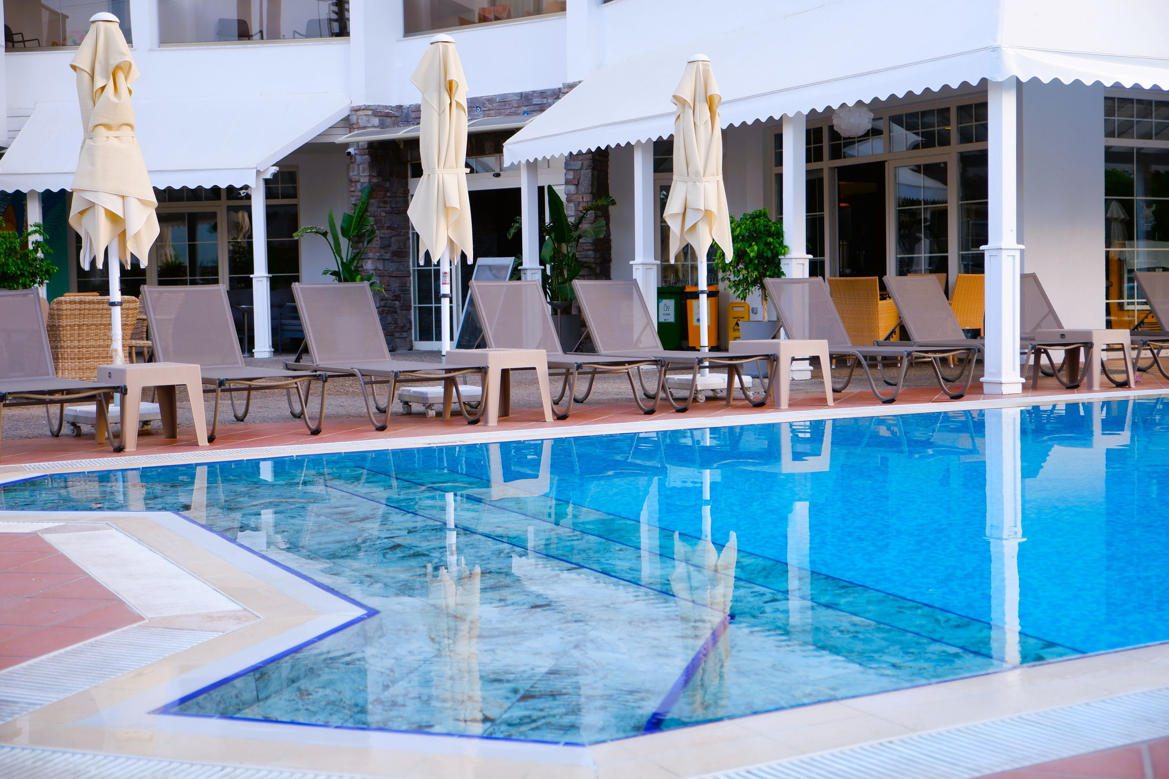HAWAII HOTEL