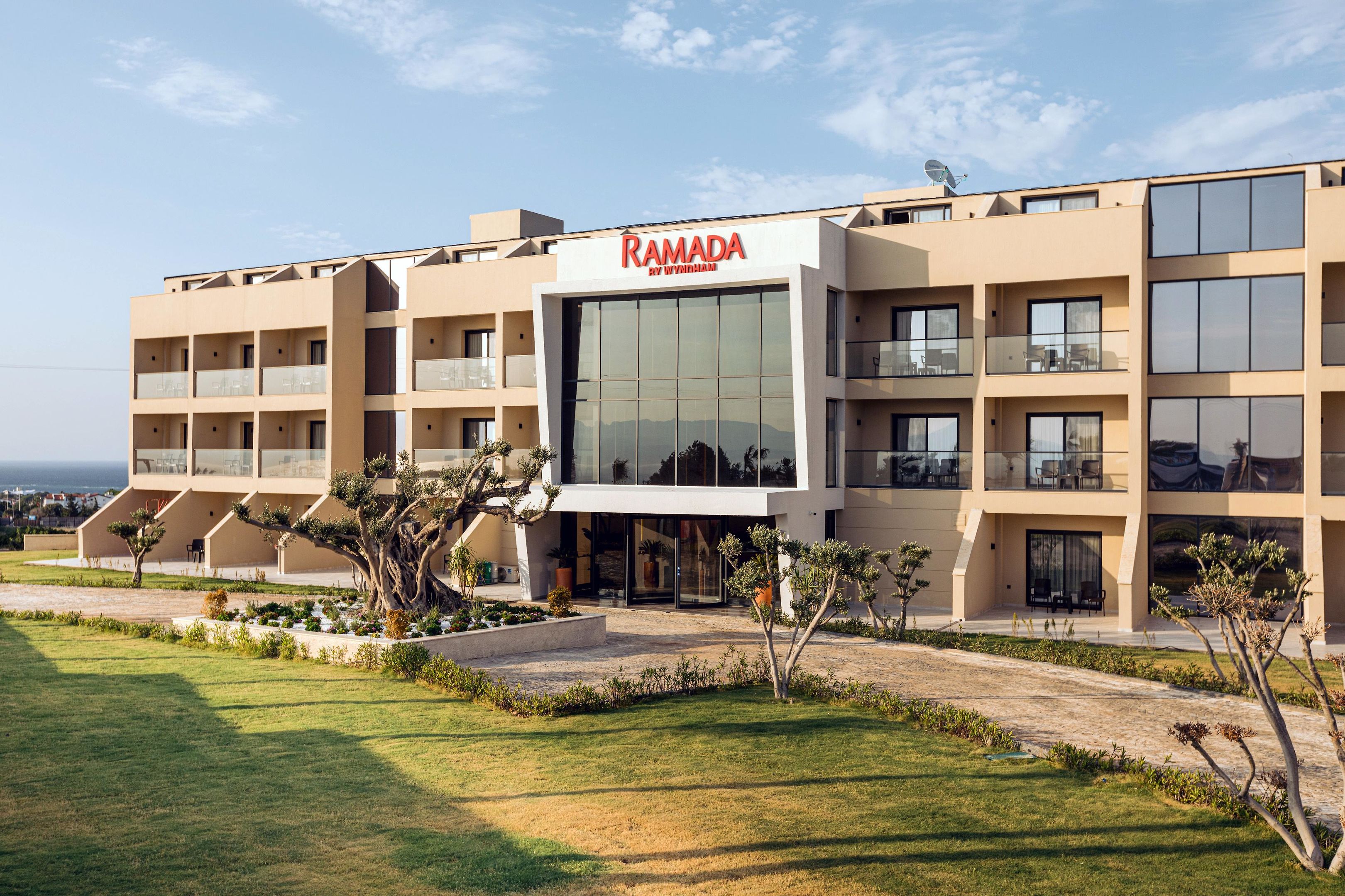 RAMADA BY WYNDHAM CESME