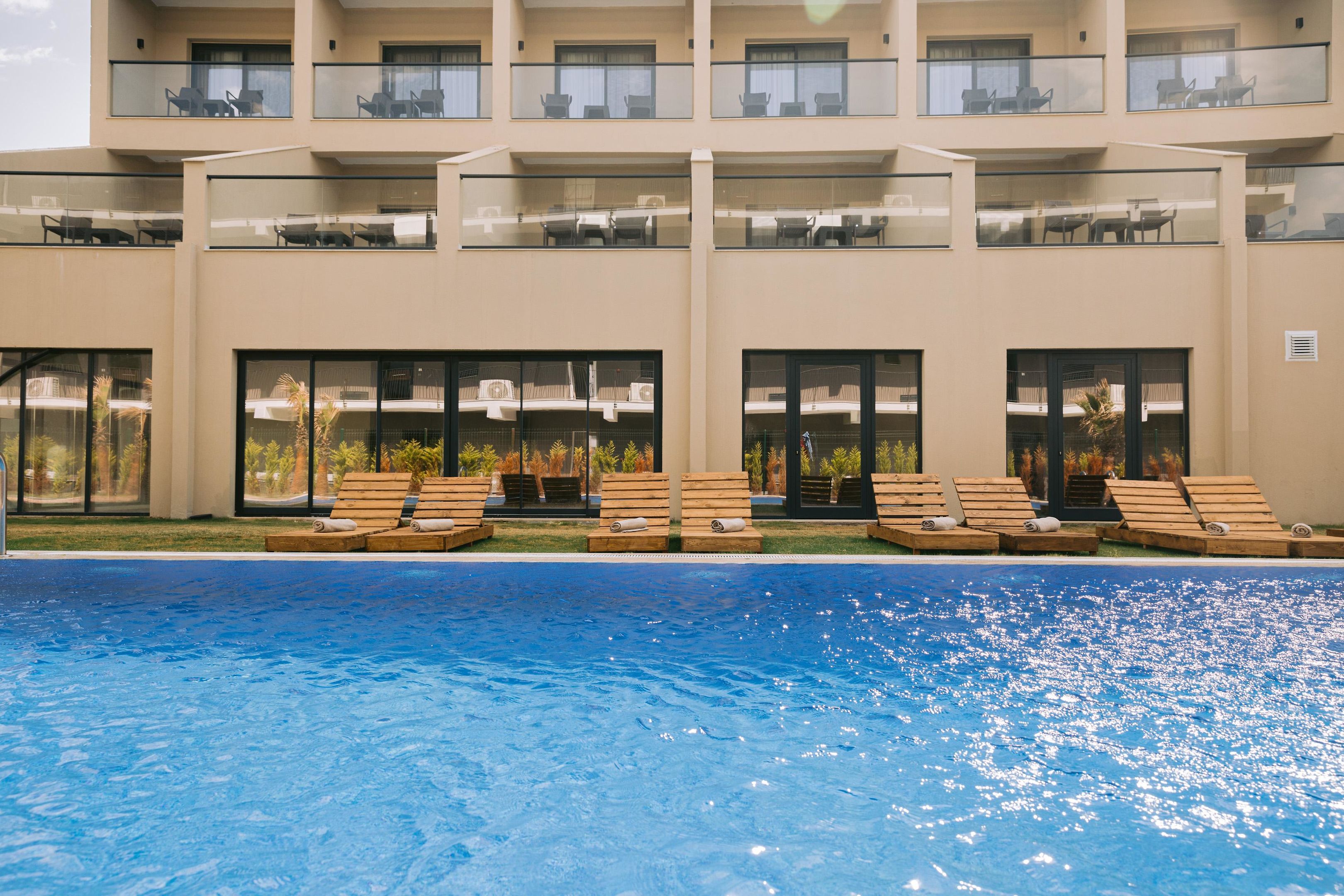 RAMADA BY WYNDHAM CESME