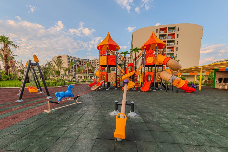 DREAM FUN WORLD