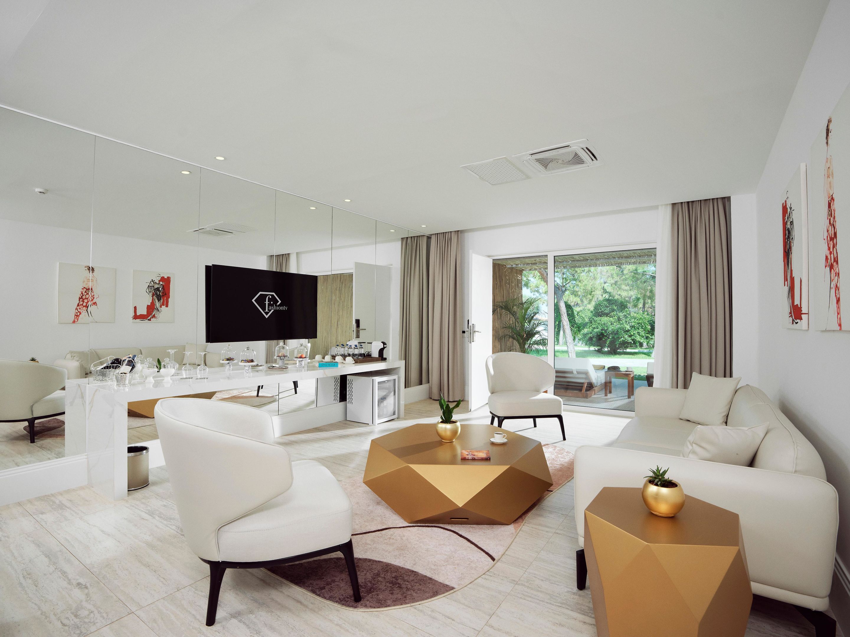 FASHIONTV LUXE RESORT