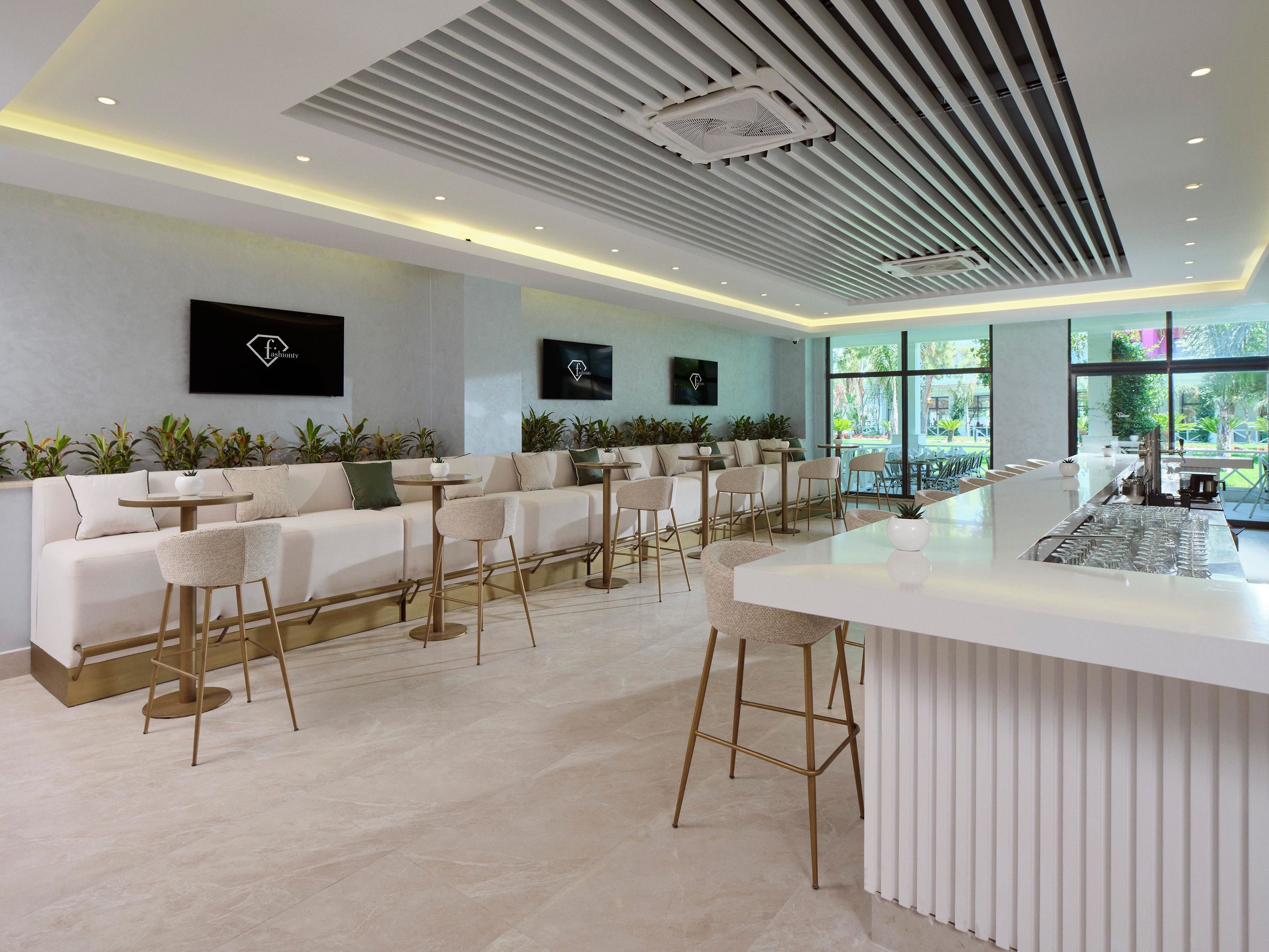 FASHIONTV LUXE RESORT