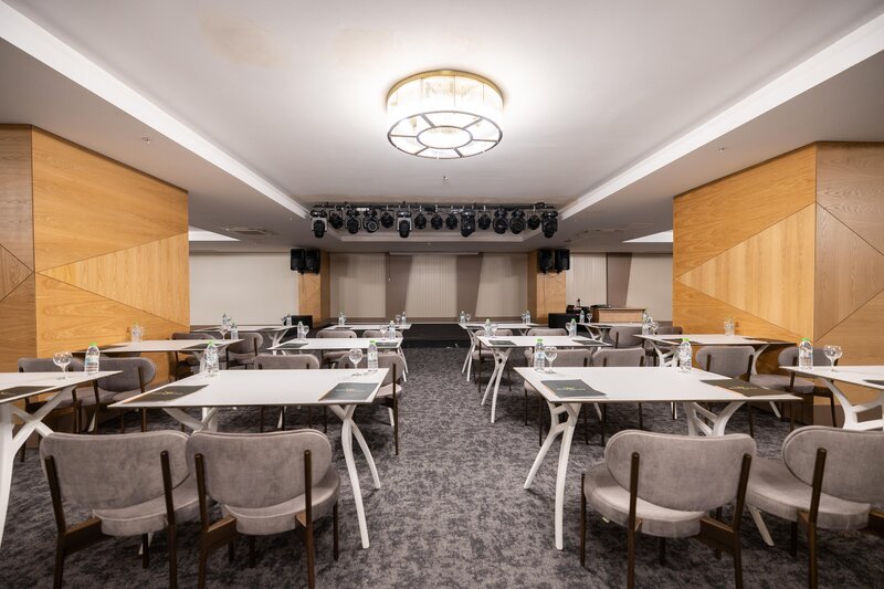 SIDE MOON PALACE HOTEL