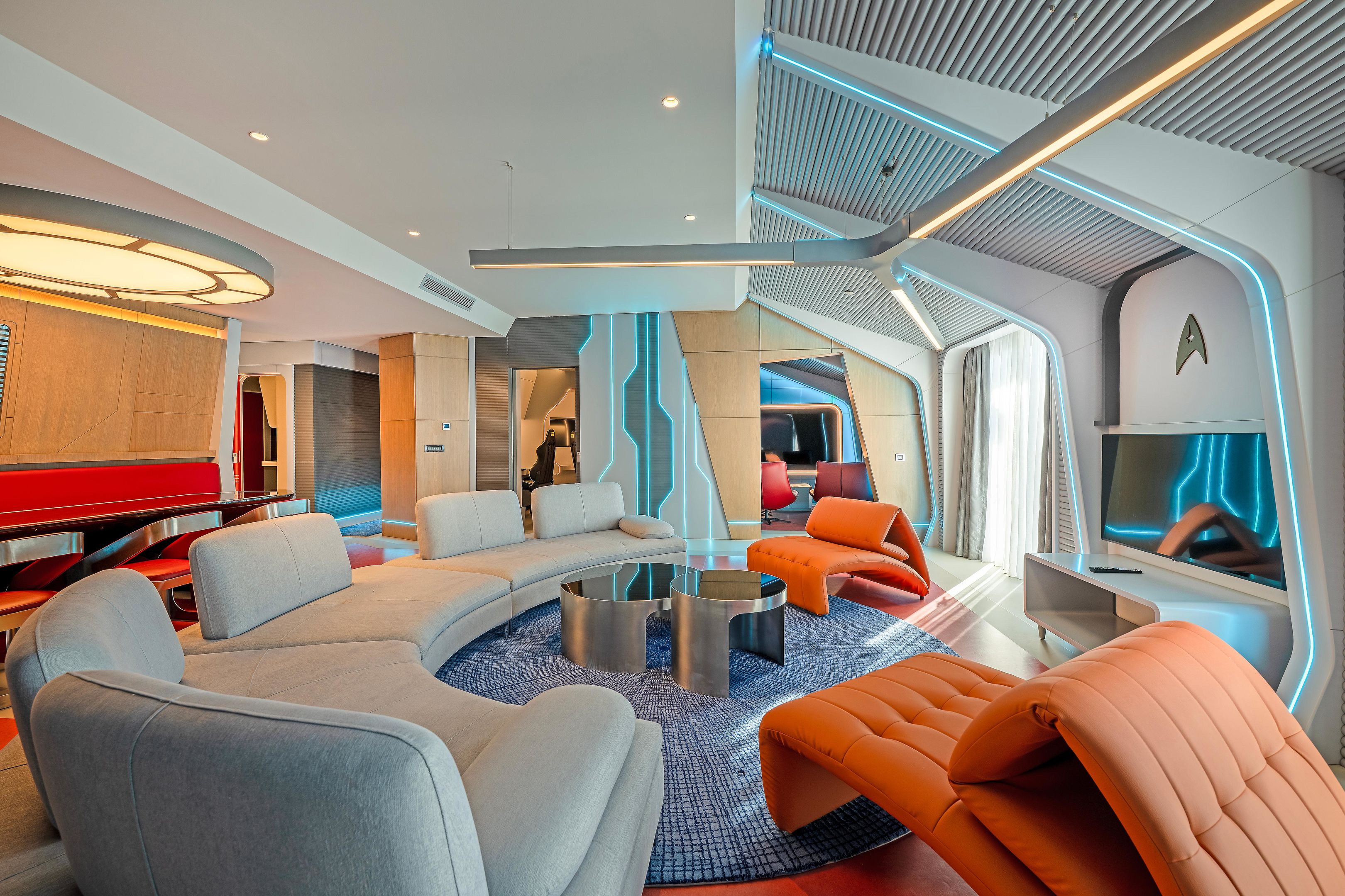 THE LAND OF LEGENDS NICKELODEON HOTEL