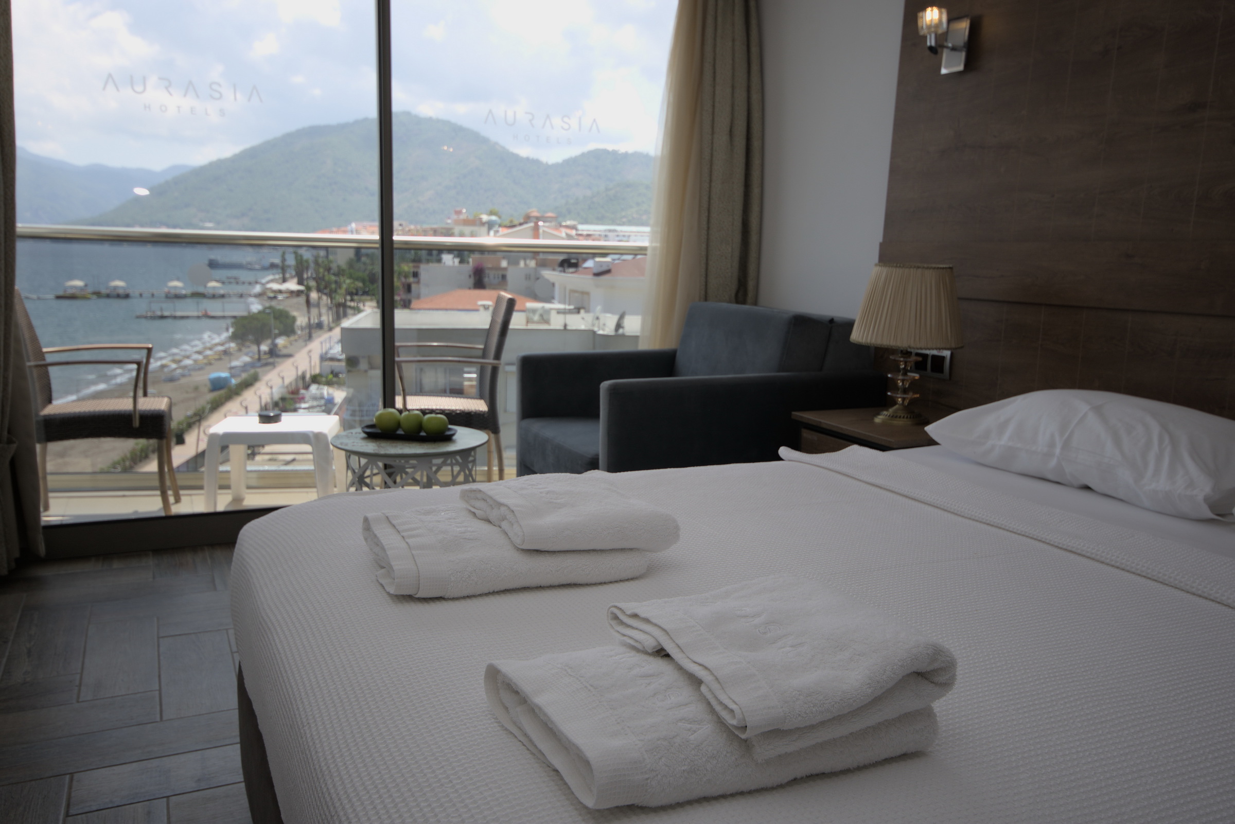 AURASIA BEACH HOTEL