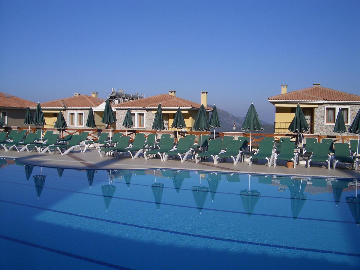 PERDIKIA HILL HOTEL