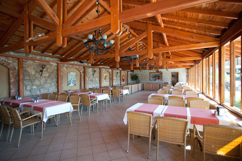 PERDIKIA HILL HOTEL