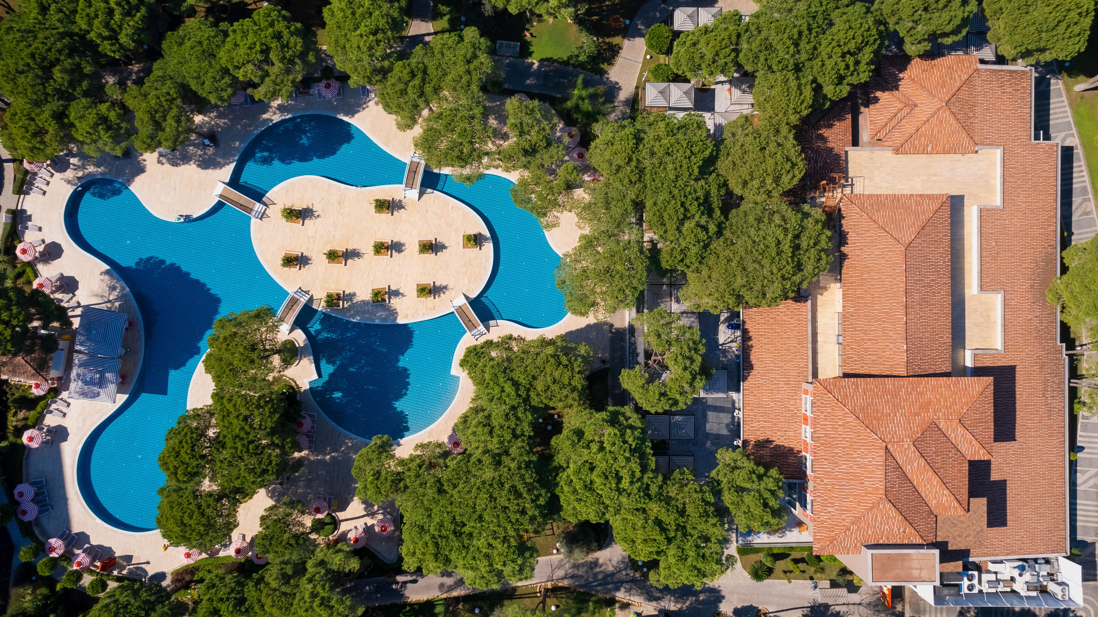 SELECTUM LUXURY RESORT