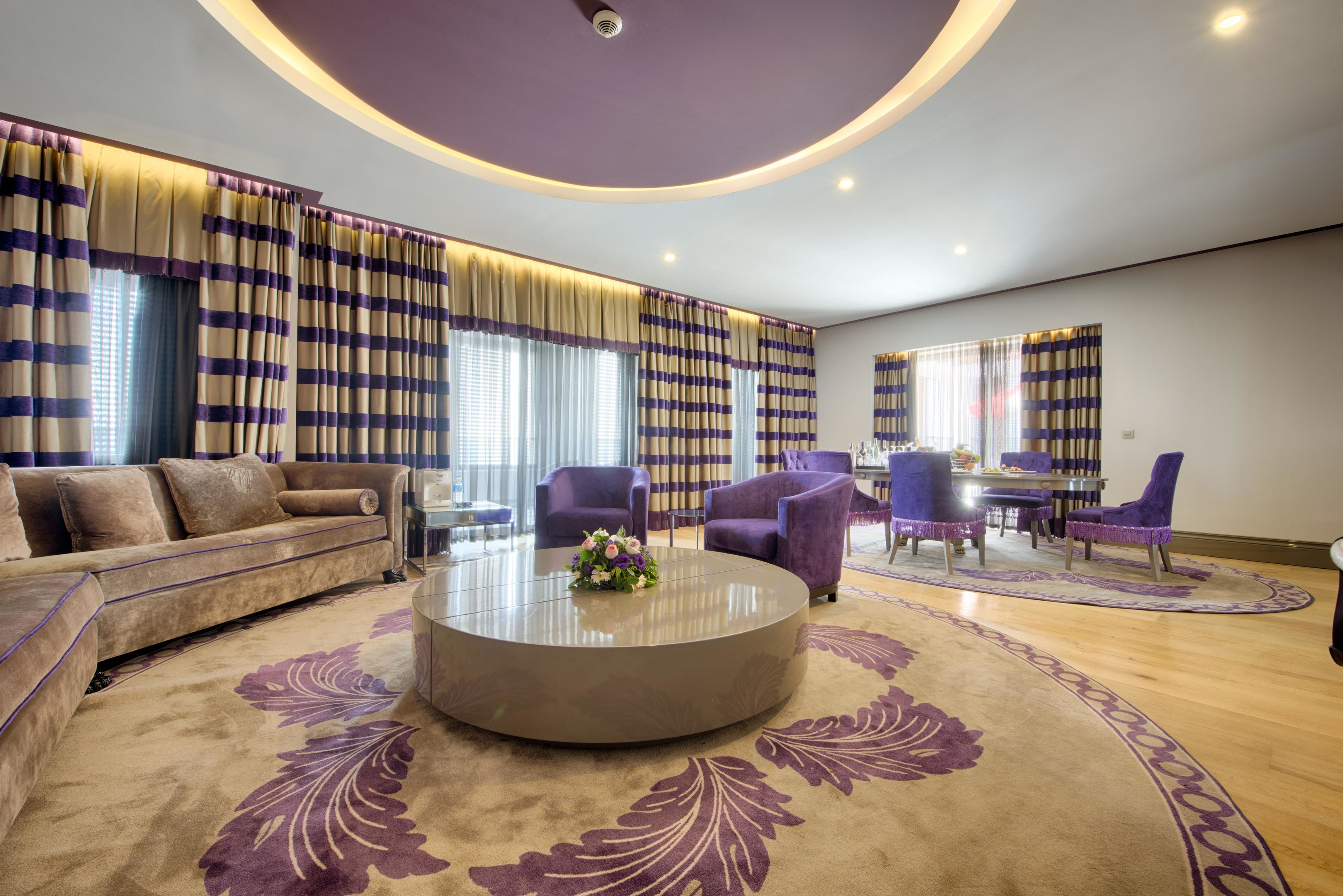 SELECTUM LUXURY RESORT